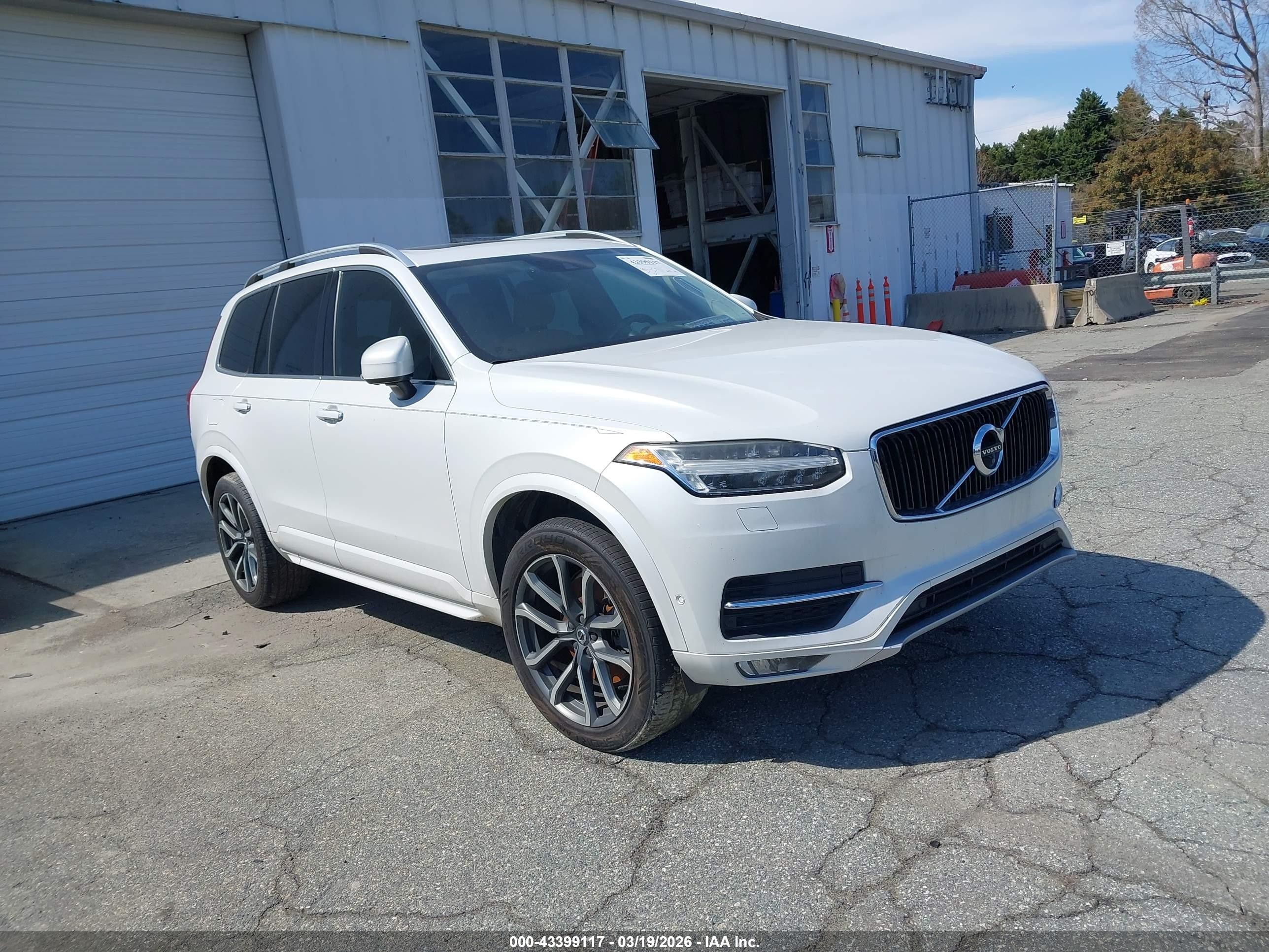 2016 Volvo XC90 T6 Momentum, VIN YV4A22PK7G1089777 — Fresh water flood