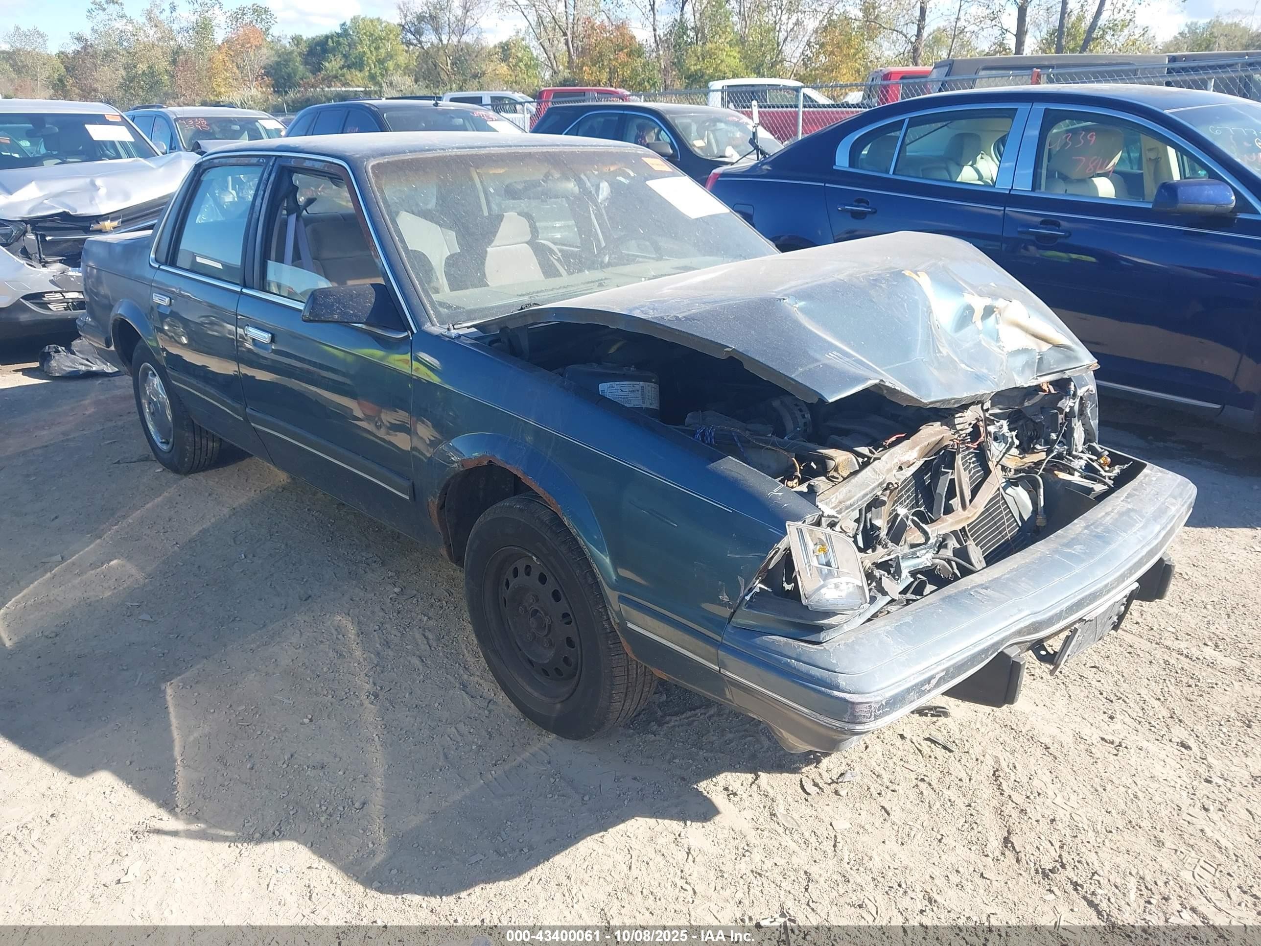 1995 Buick Century Special, VIN 1G4AG5543S6452058 — Front end