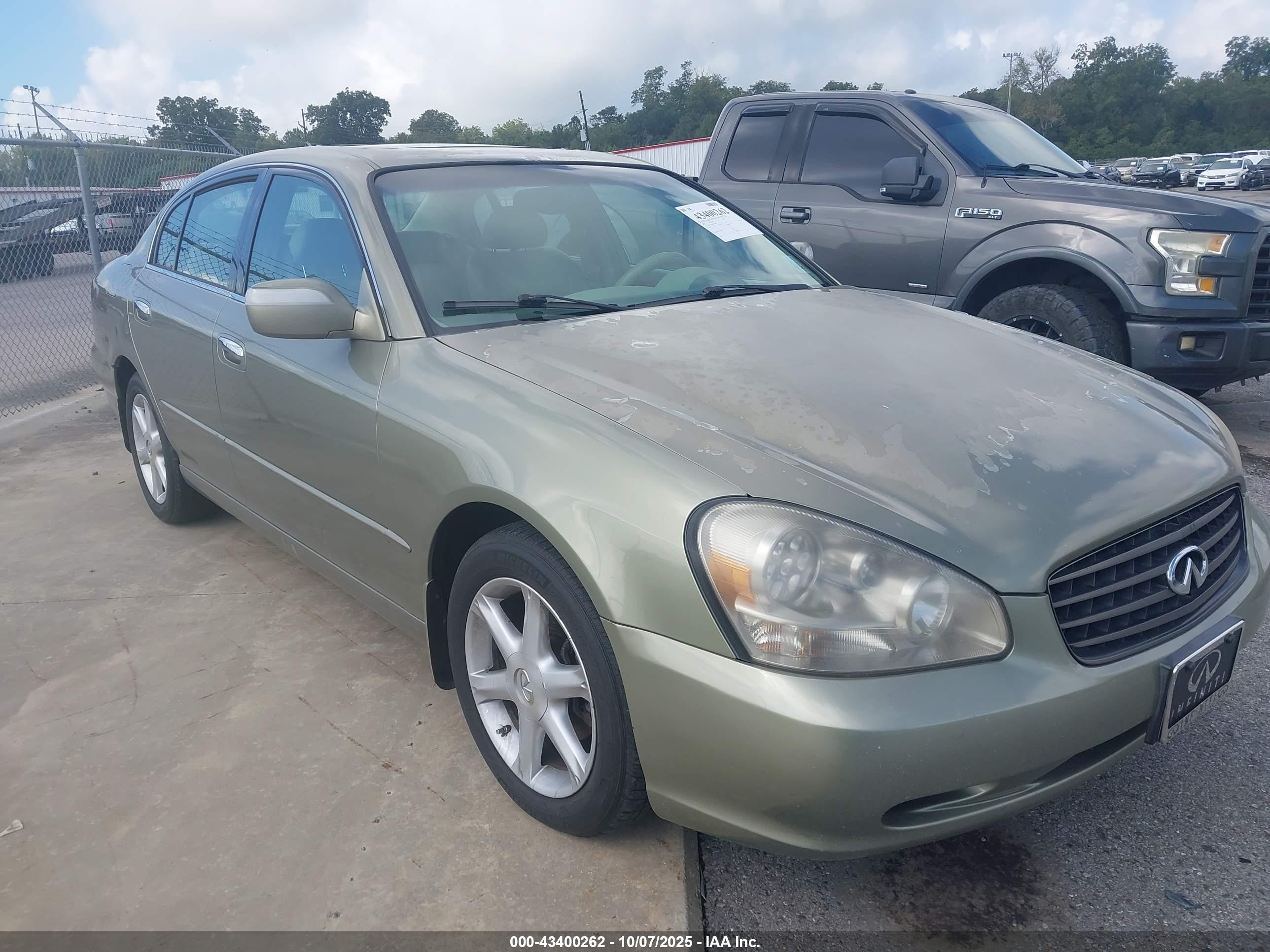 2002 Infiniti Q45, VIN JNKBF01A42M003654 — Auction photo