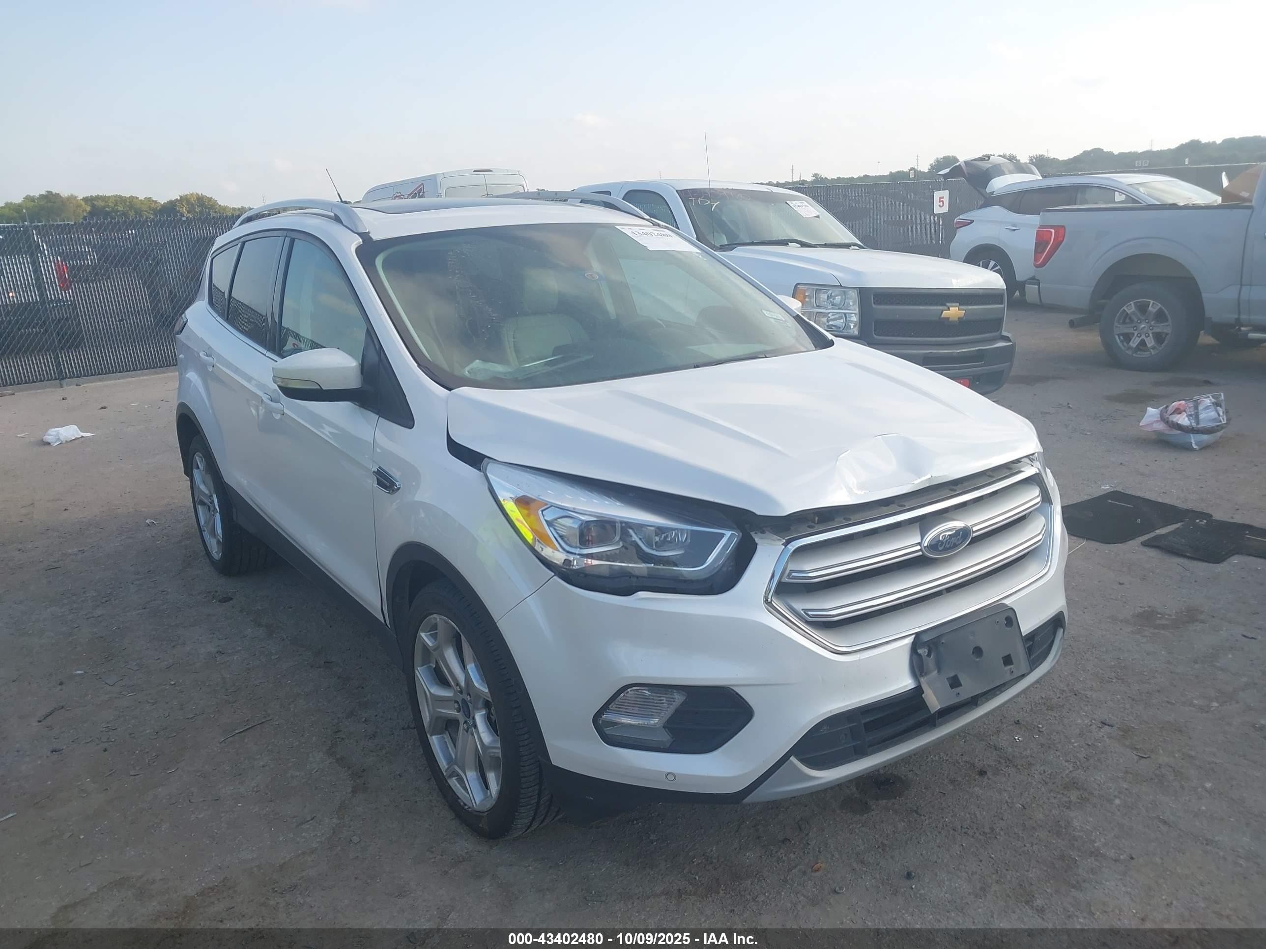 2018 Ford Escape Titanium, VIN 1FMCU0J96JUD36353 — All over
