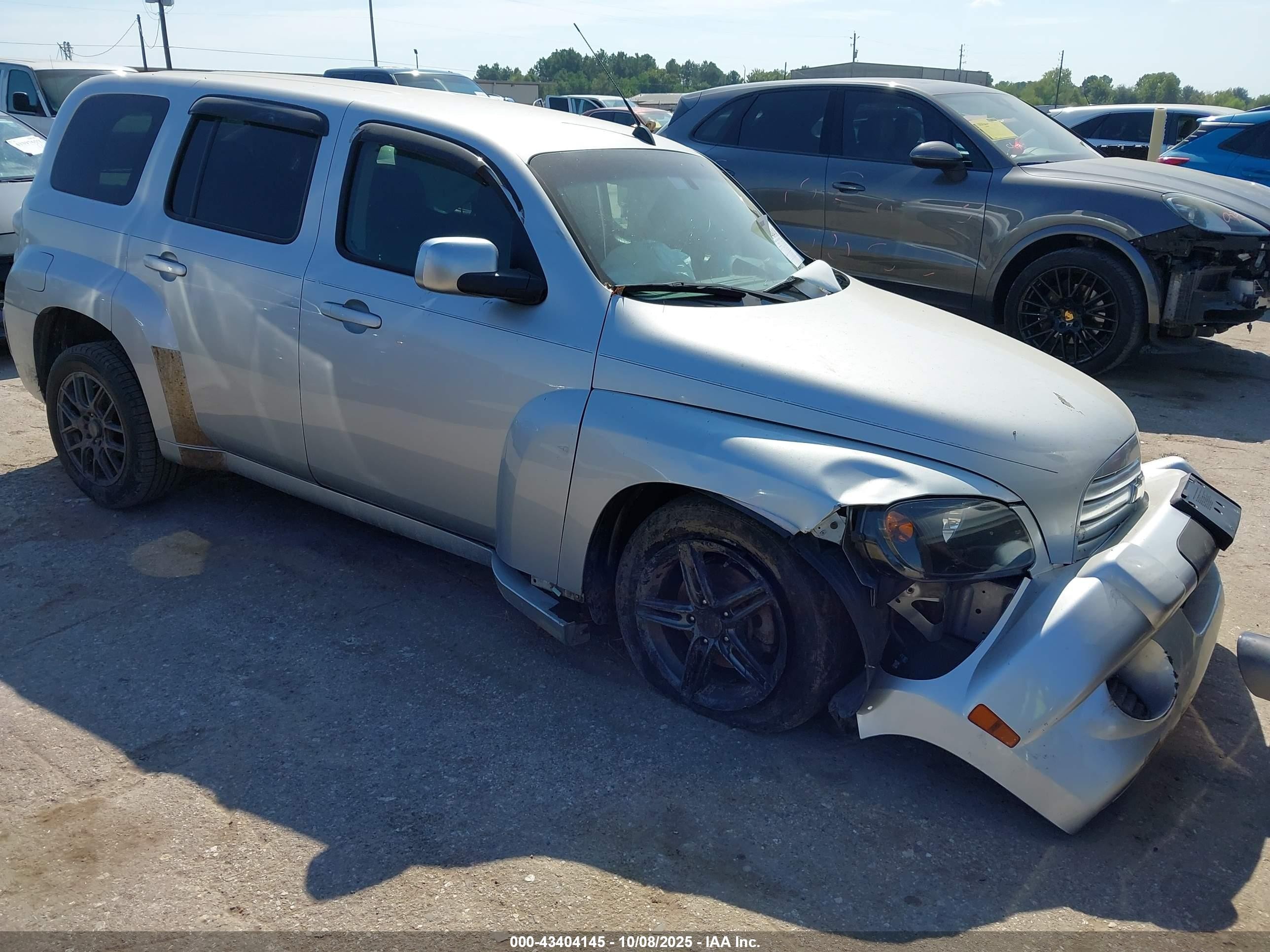 2011 Chevrolet HHR 1LT, VIN 3GNBABFW0BS592502 — Front end