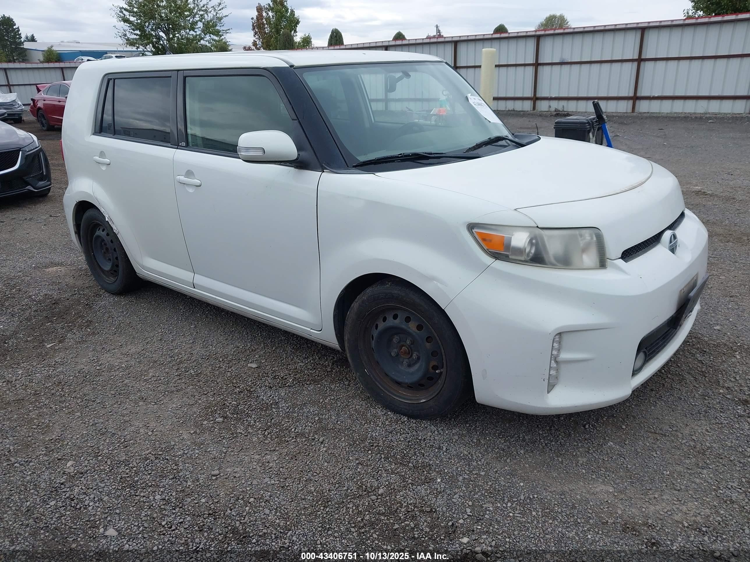 2014 Scion xB, VIN JTLZE4FE1EJ057638 — Undercarriage