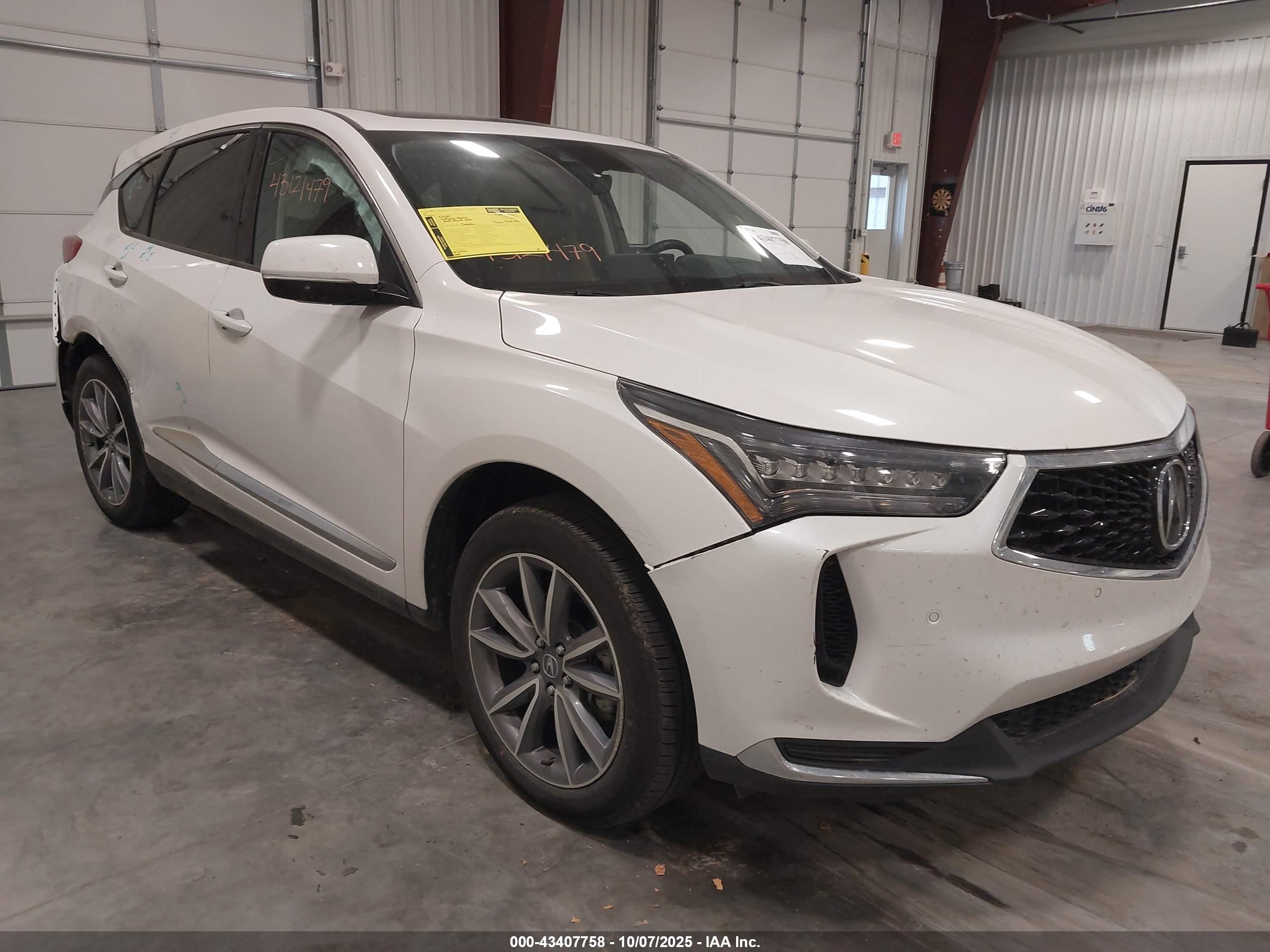 2023 Acura RDX Technology, VIN 5J8TC2H53PL015912 — Side