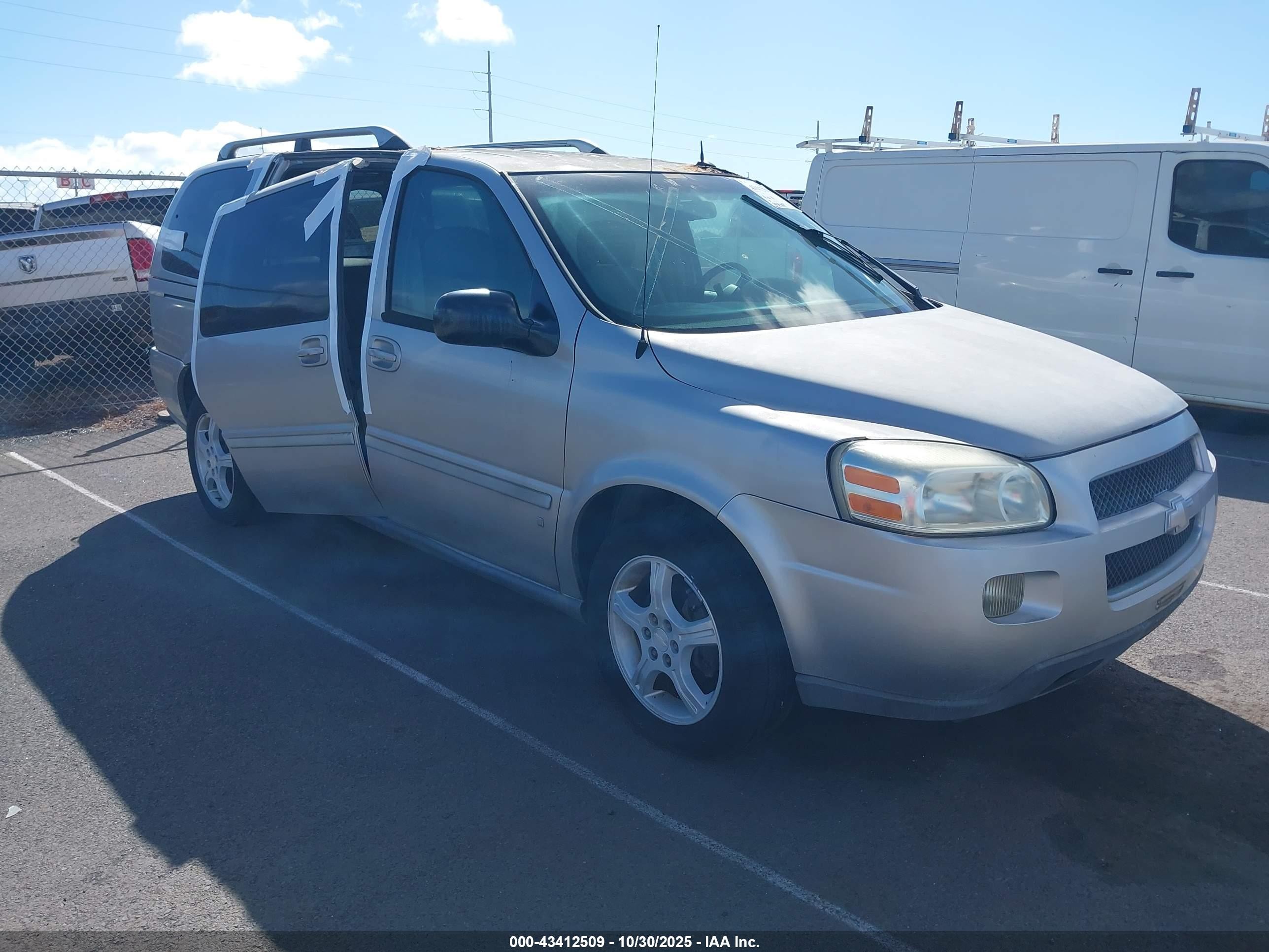 2006 Chevrolet Uplander 3LT, VIN 1GNDV33176D157140 — Roof