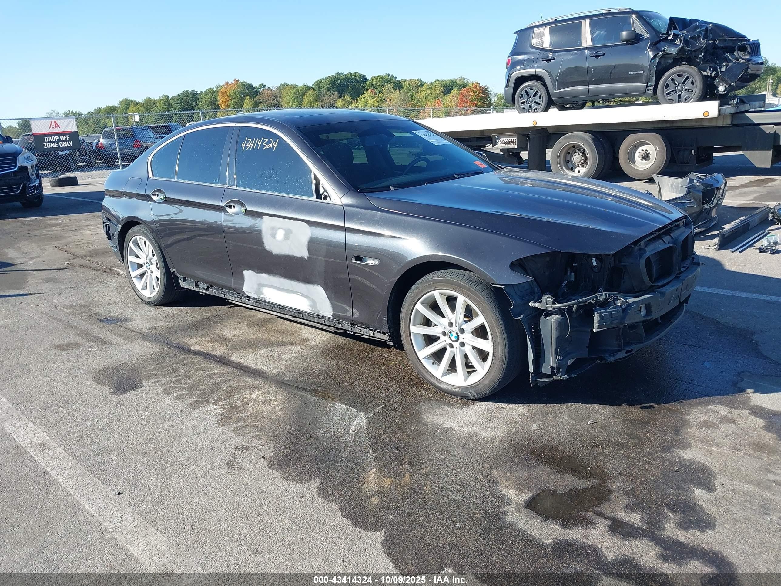 2014 BMW 5 Series 528i xDrive, VIN WBA5A7C54ED615764 — All over