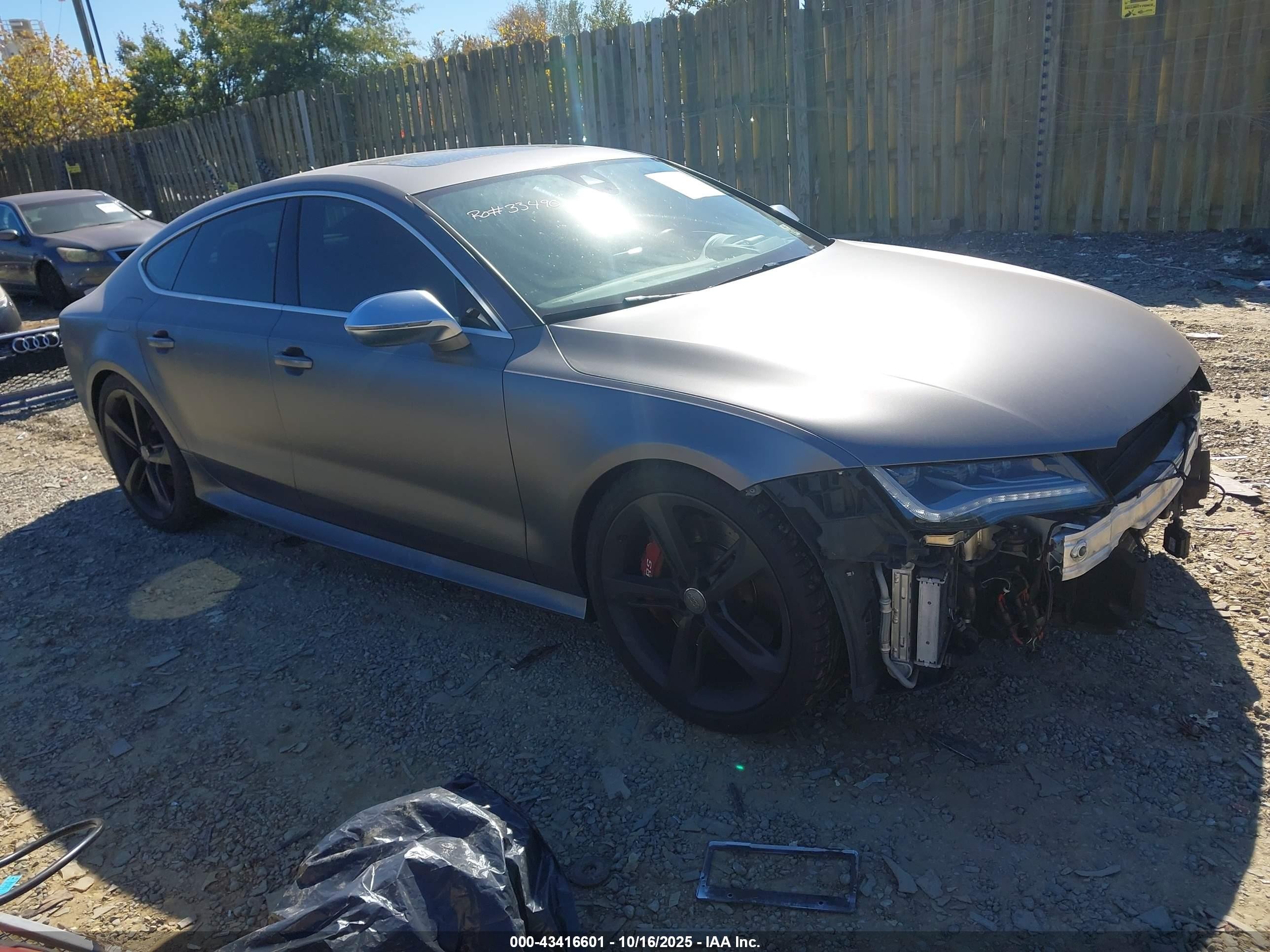 2015 Audi RS 7 Prestige, VIN WUAW2BFC7FN900698 — Перед