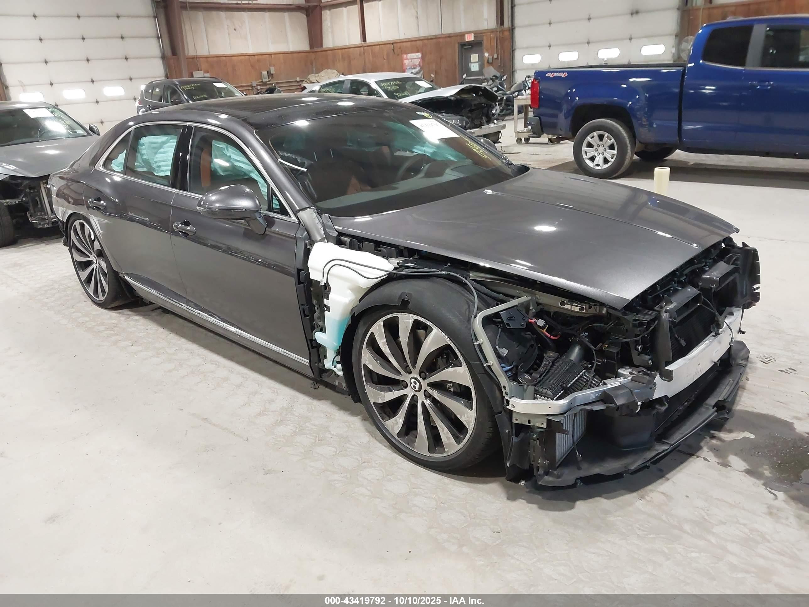 2022 Bentley Flying Spur W12, VIN SCBBB6ZG6NC001586 — All over