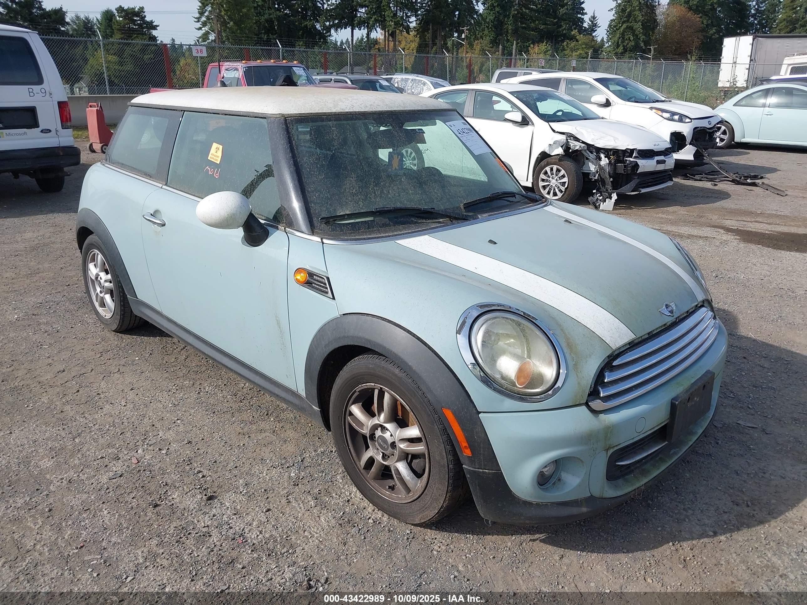 2013 MINI Hardtop, VIN WMWSU3C53DT685814 — Biohazard / chemical