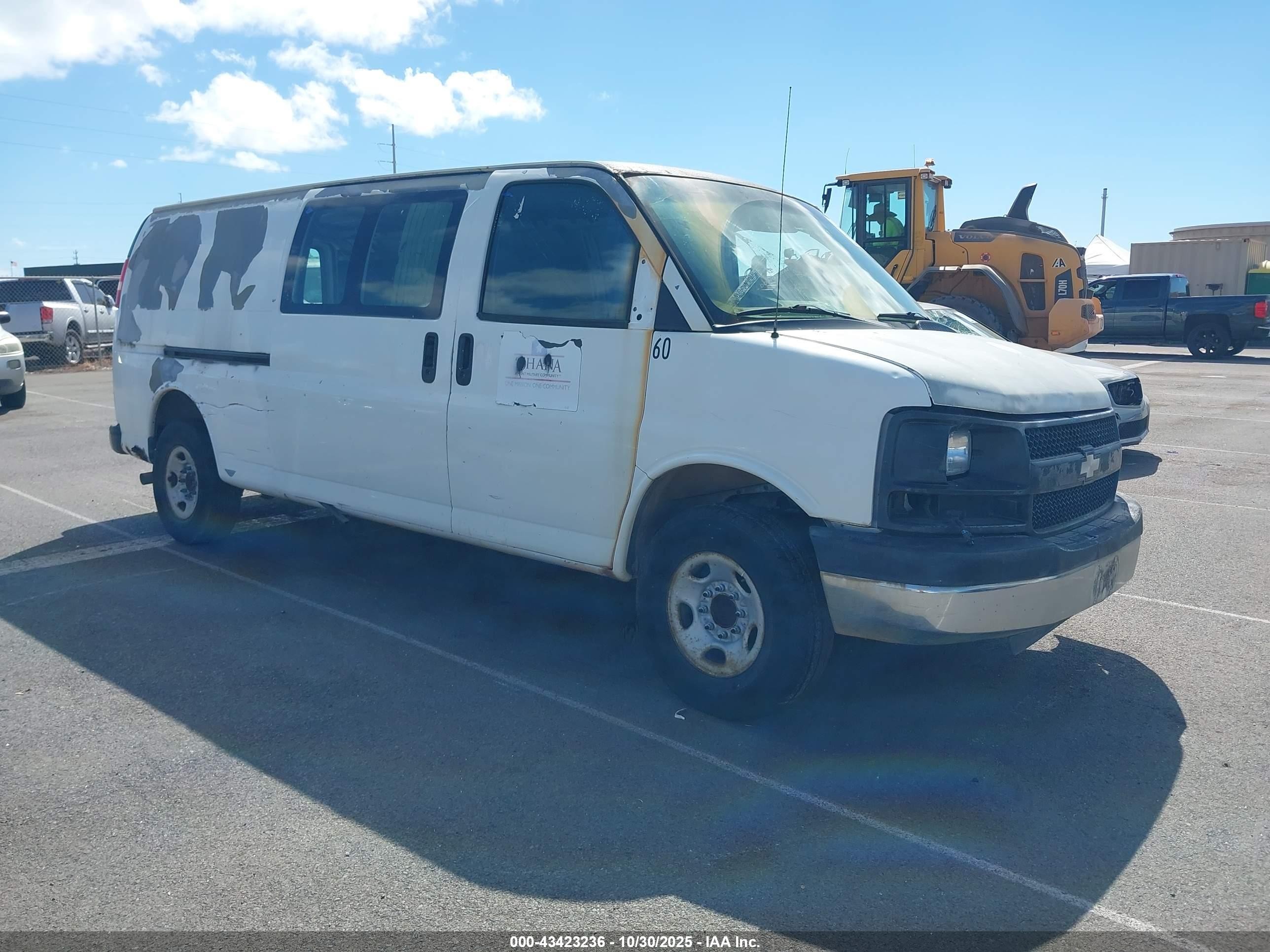 2007 Chevrolet Express Cargo, VIN 1GCGG29V671128882 — Зад