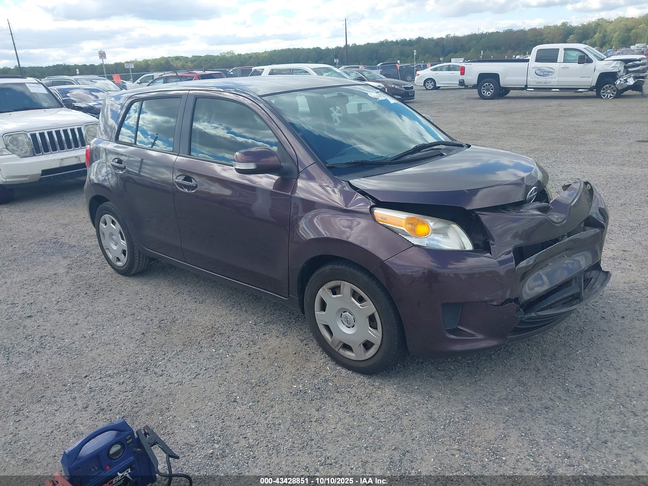 2010 Scion xD, VIN JTKKU4B44AJ056404 — Front end