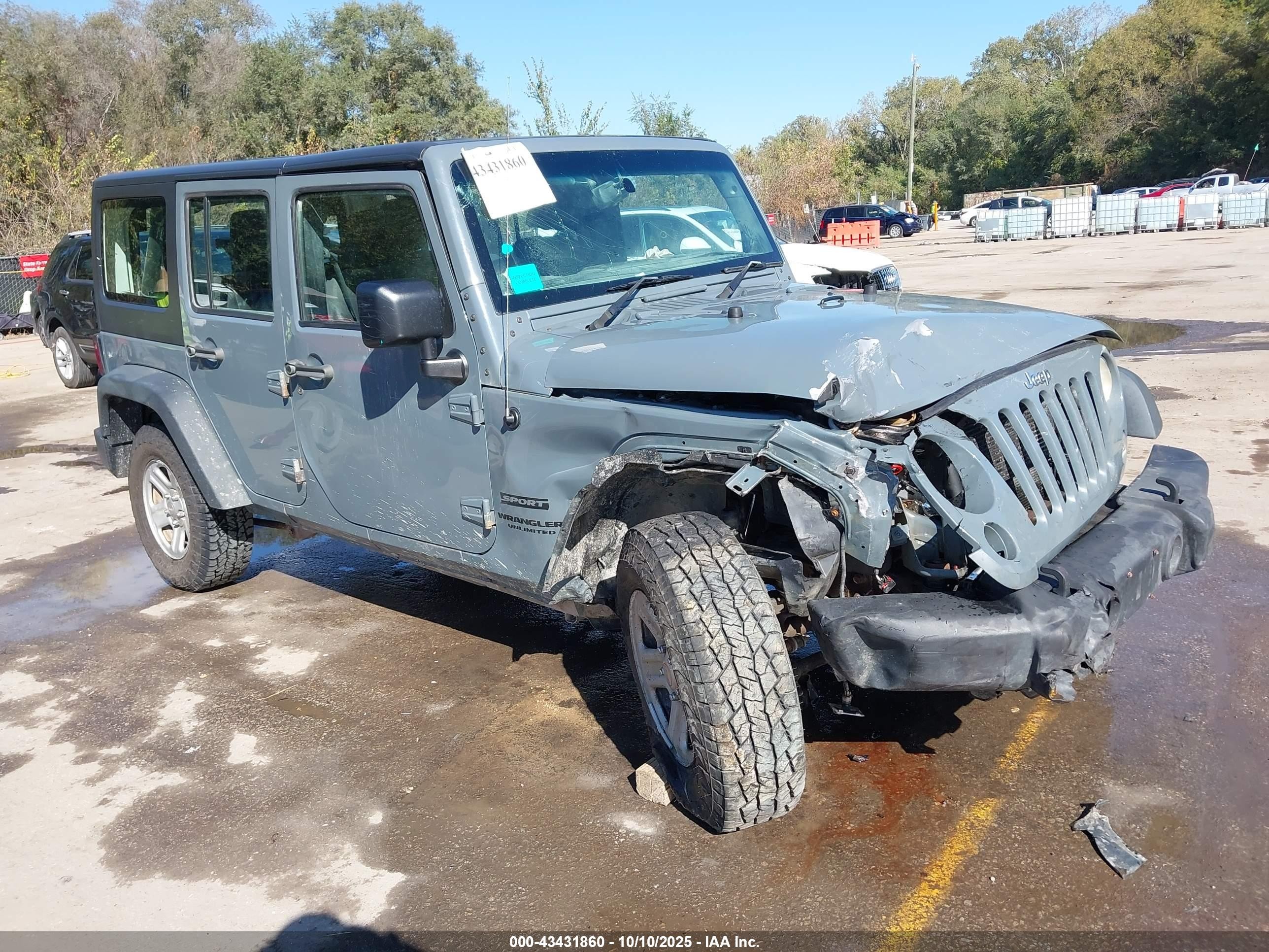 2014 Jeep Wrangler Unlimited Sport RHD, VIN 1C4BJWKG5EL262766 — Front end