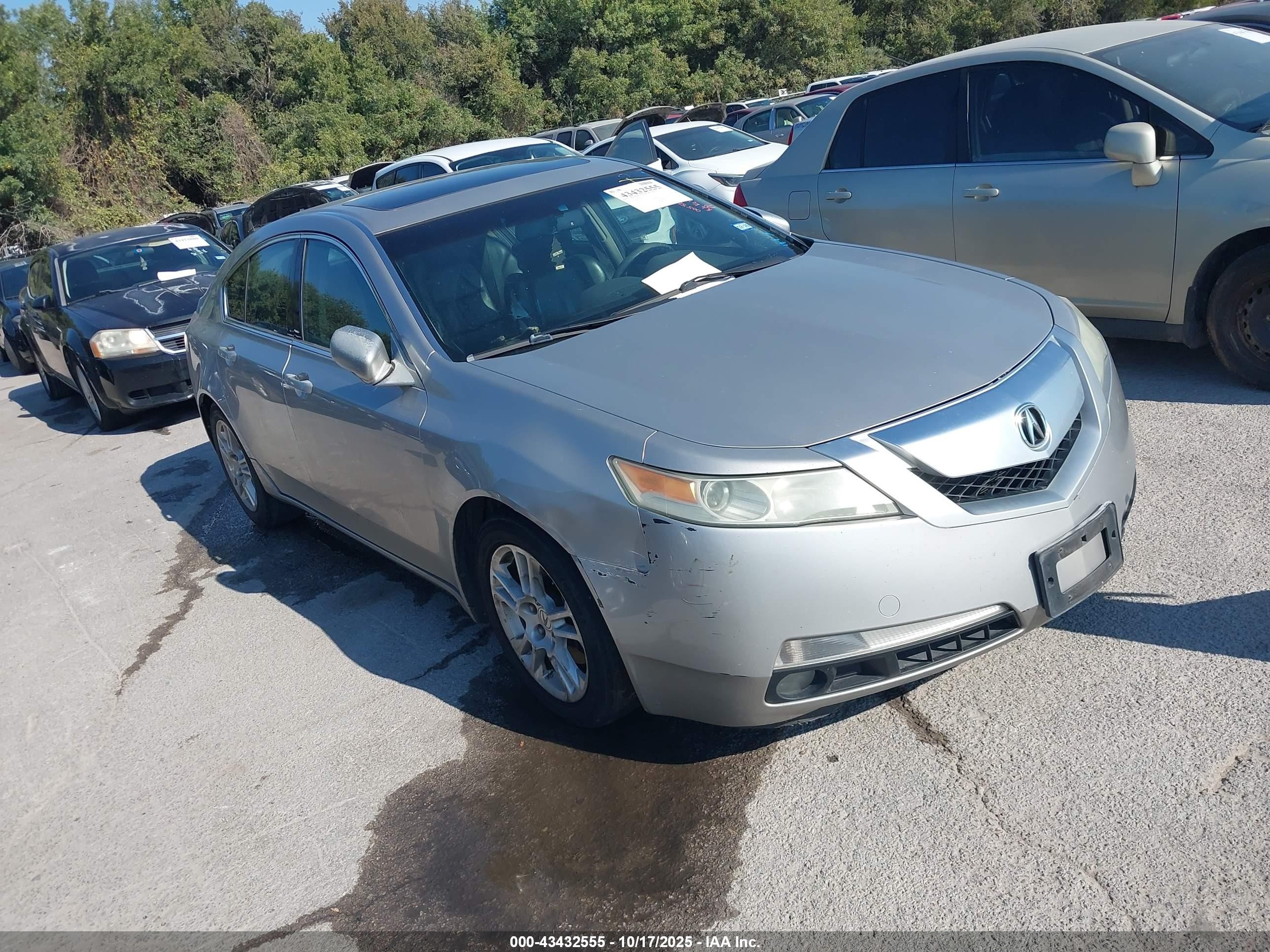 2011 Acura TL, VIN 19UUA8F20BA005560 — Repossession