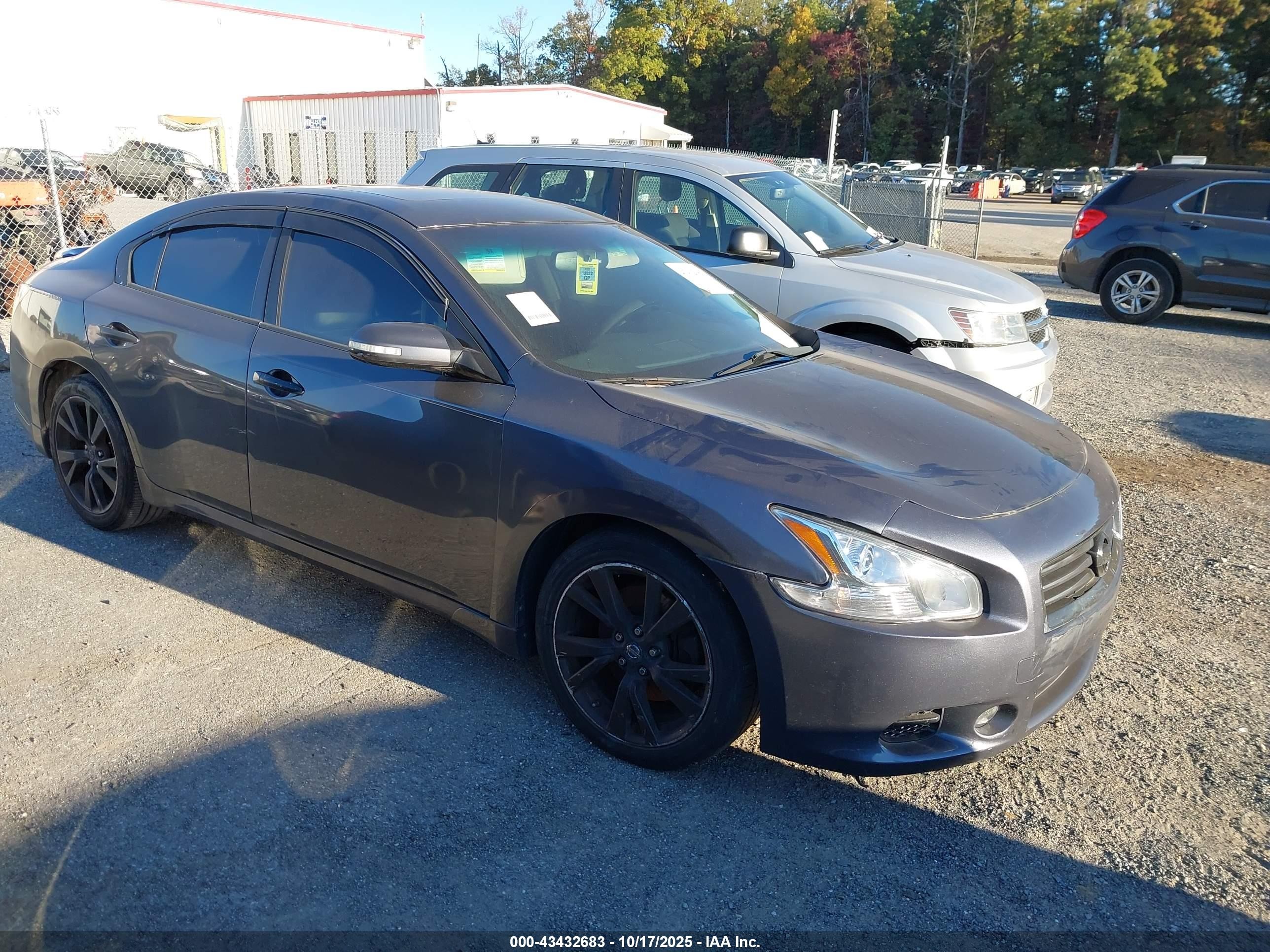 2012 Nissan Maxima SV, VIN 1N4AA5AP2CC830367 — Перед