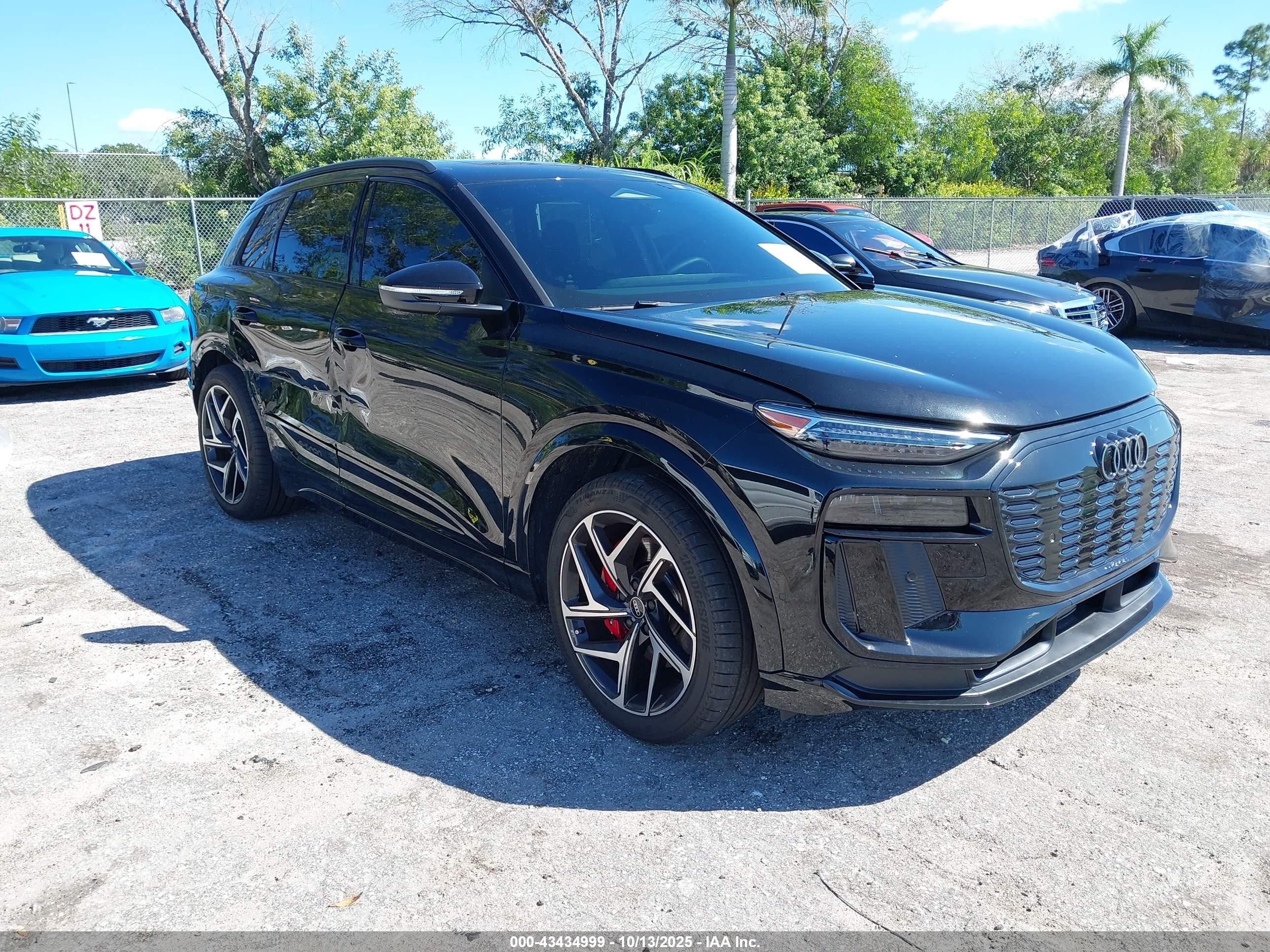 2025 Audi SQ6 e-tron, VIN WA125BGF2SA025392 — Side
