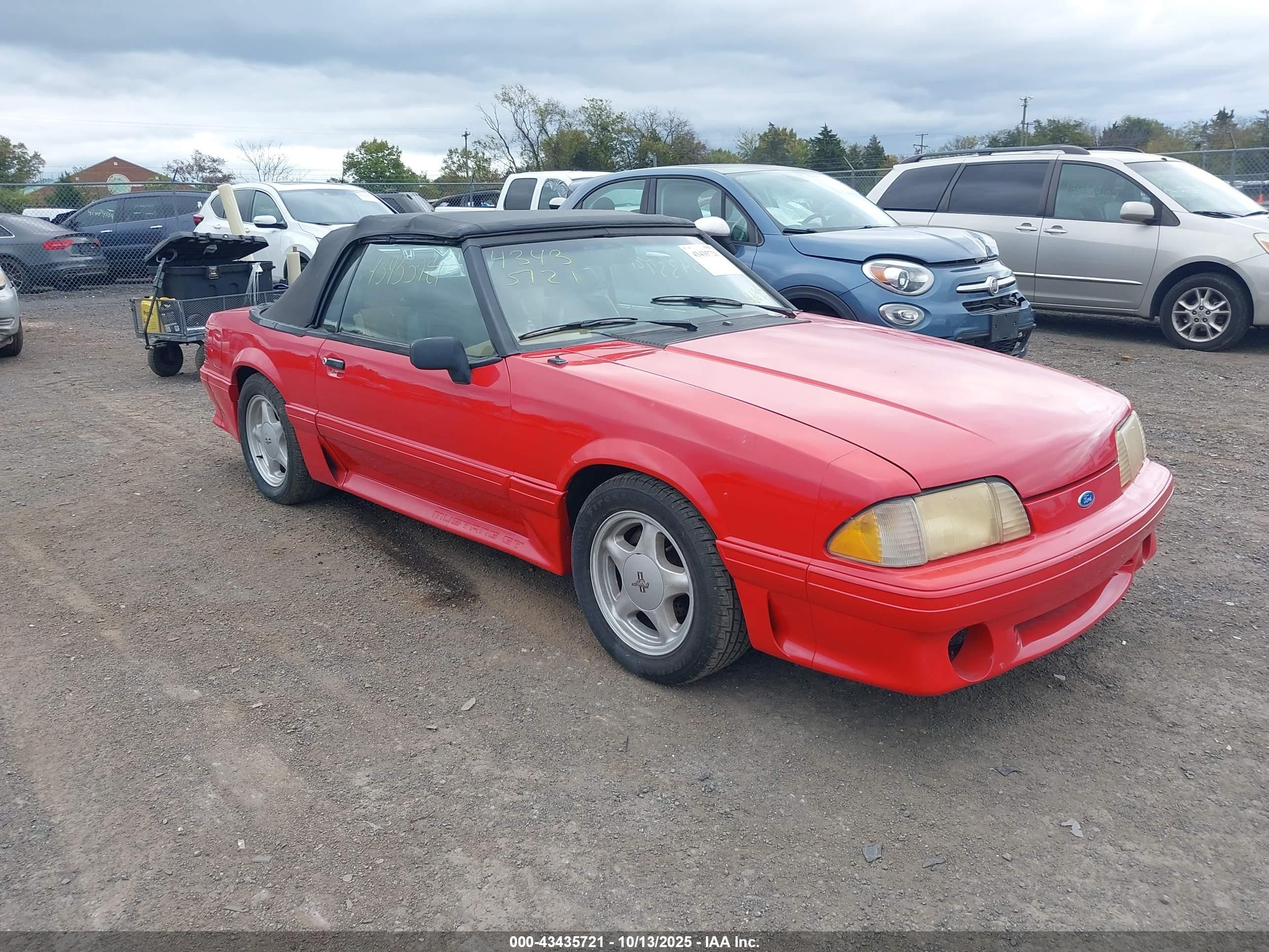 1991 Ford Mustang GT, VIN 1FACP45E5MF136685 — Normal wear