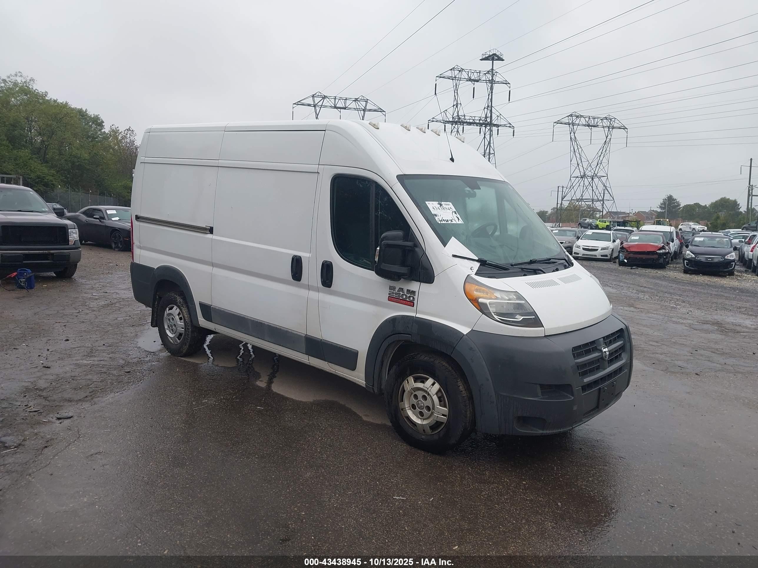 2014 Ram ProMaster, VIN 3C6TRVCD7EE120205 — Front end