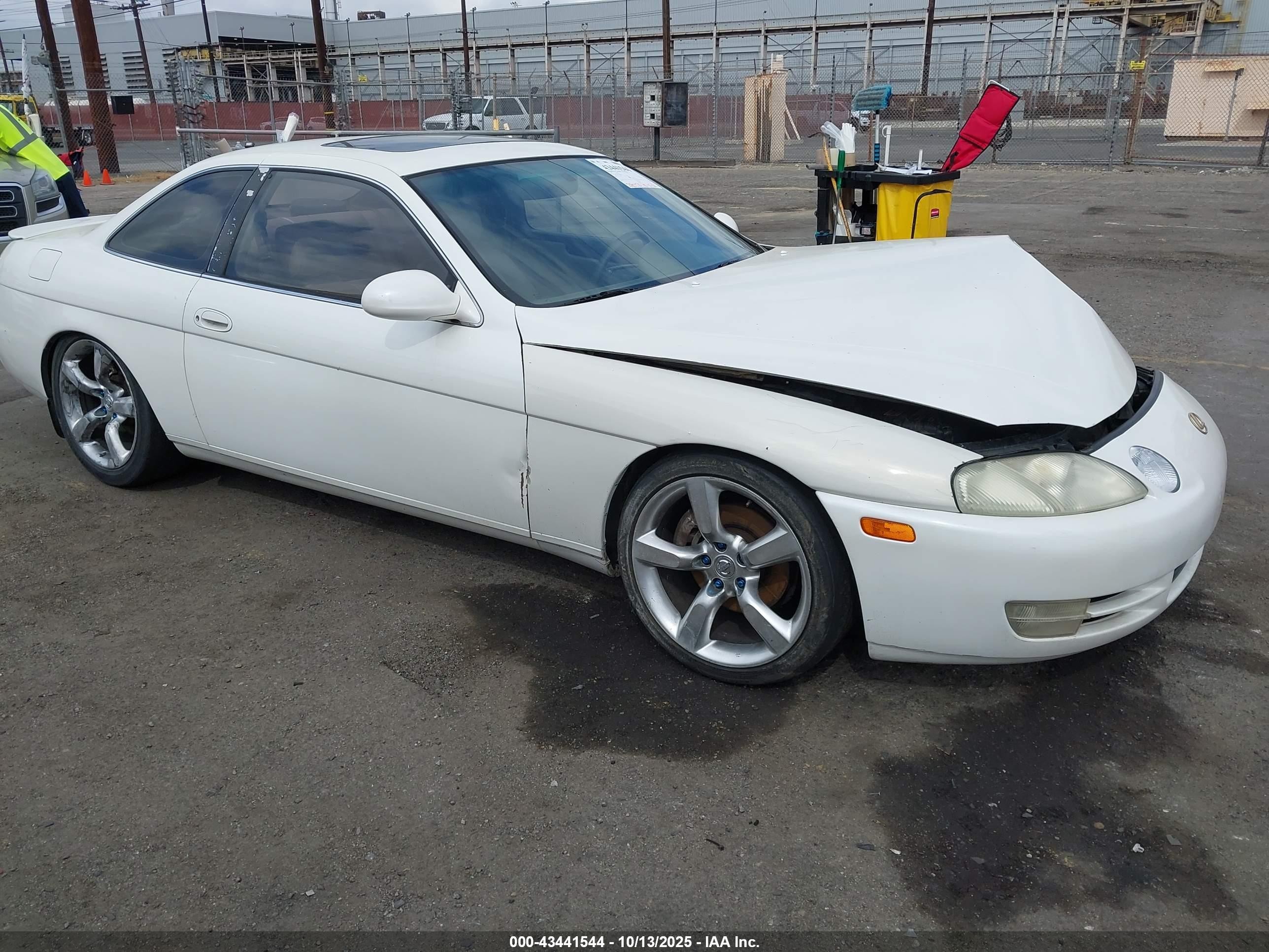 1995 Lexus SC 400, VIN JT8UZ30C9S0048164 — Front end