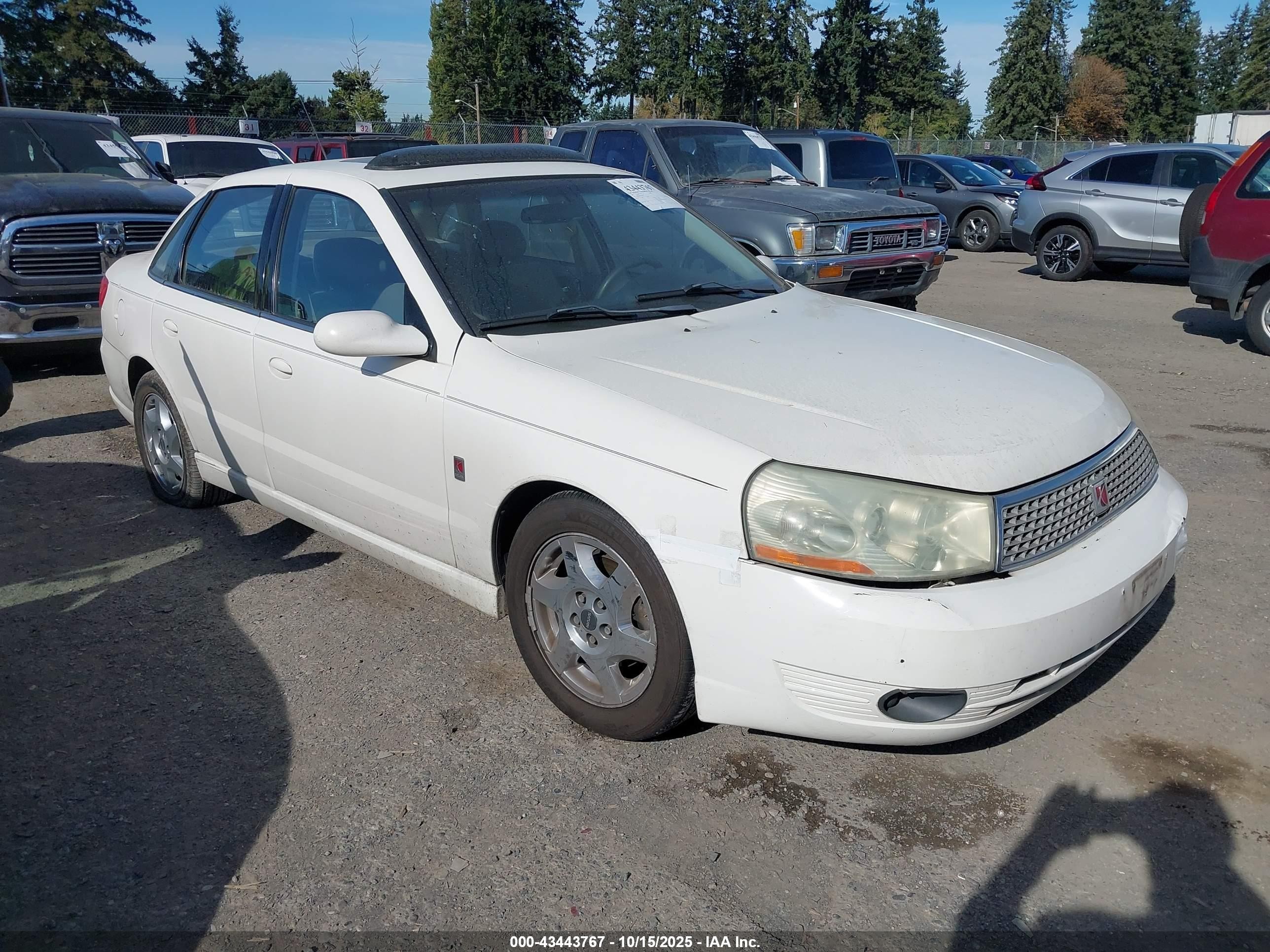 2005 Saturn L, VIN 1G8JD54R45Y505704 — Front end