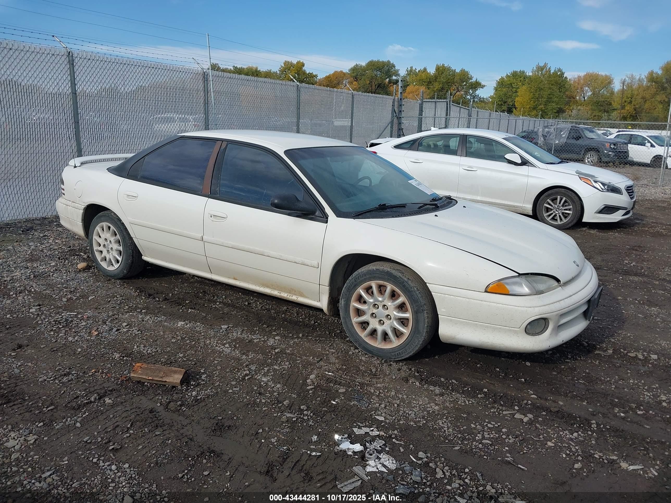 1997 Dodge Intrepid, VIN 2B3HD46T4VH683020 — Rear end