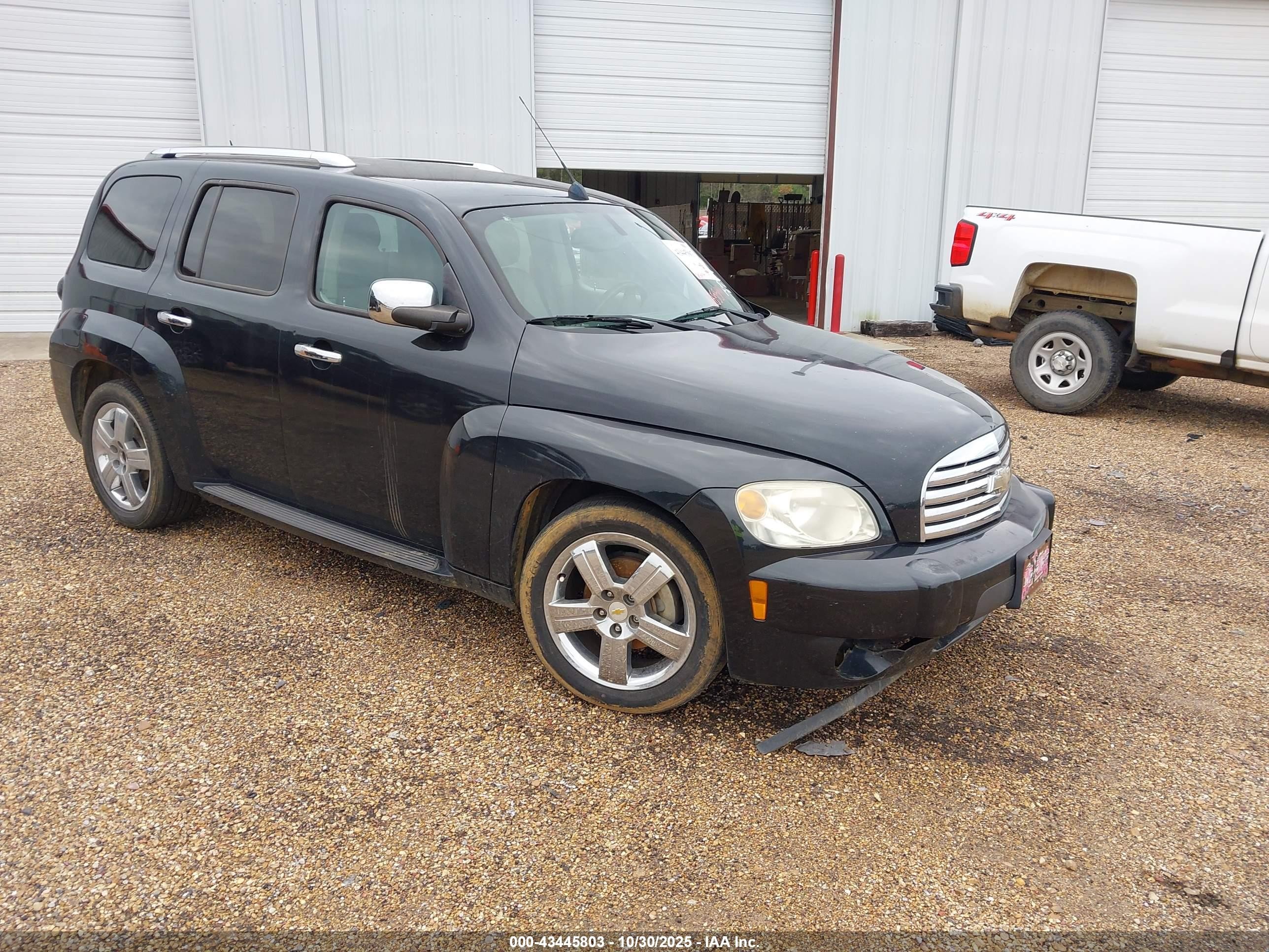 2011 Chevrolet HHR 2LT, VIN 3GNBACFU3BS582826 — Side