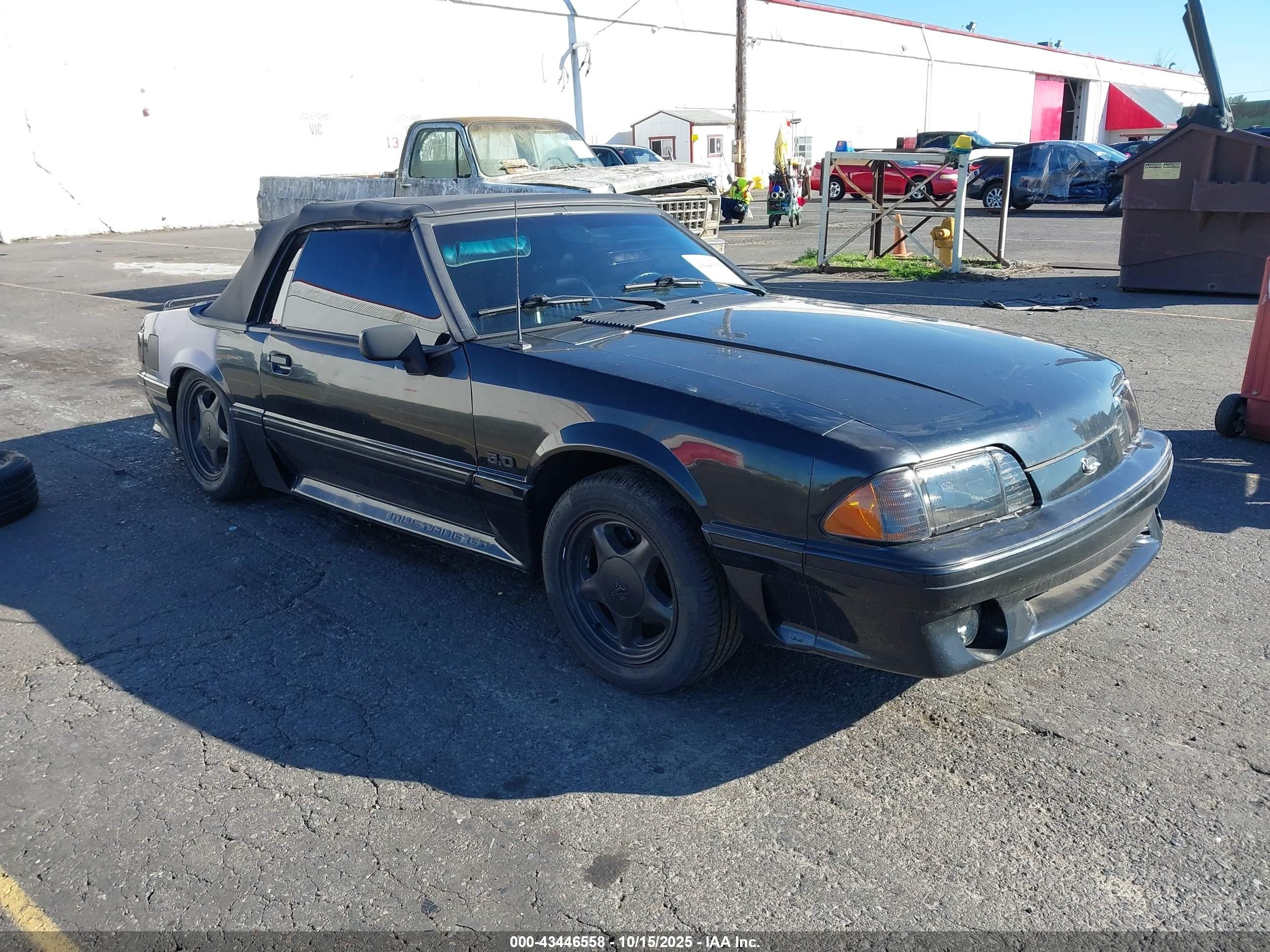 1991 Ford Mustang GT, VIN 1FACP45E2MF171362 — Rear end