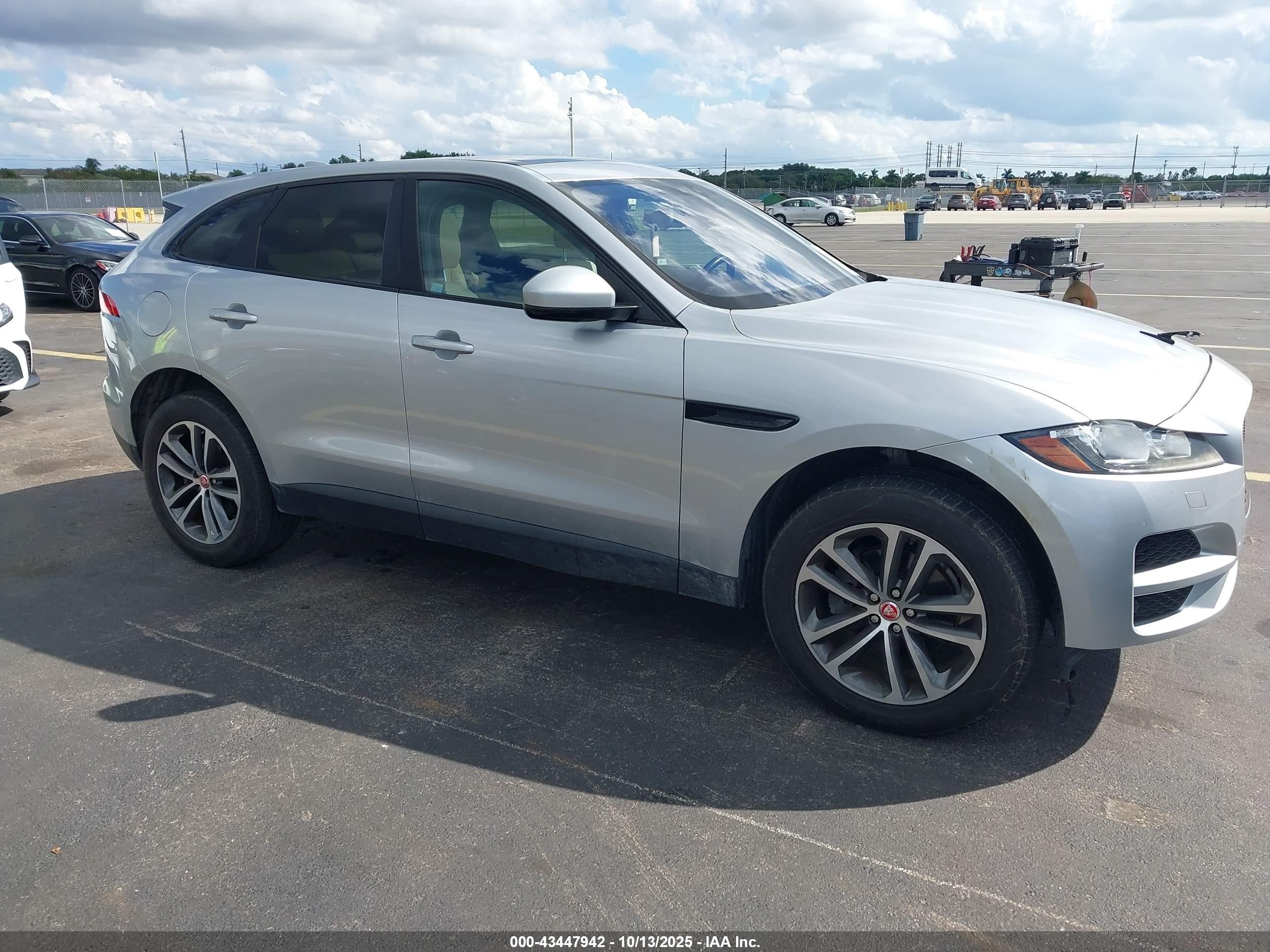 2019 Jaguar F-Pace 25t Premium, VIN SADCJ2FX1KA397519 — Water / flood