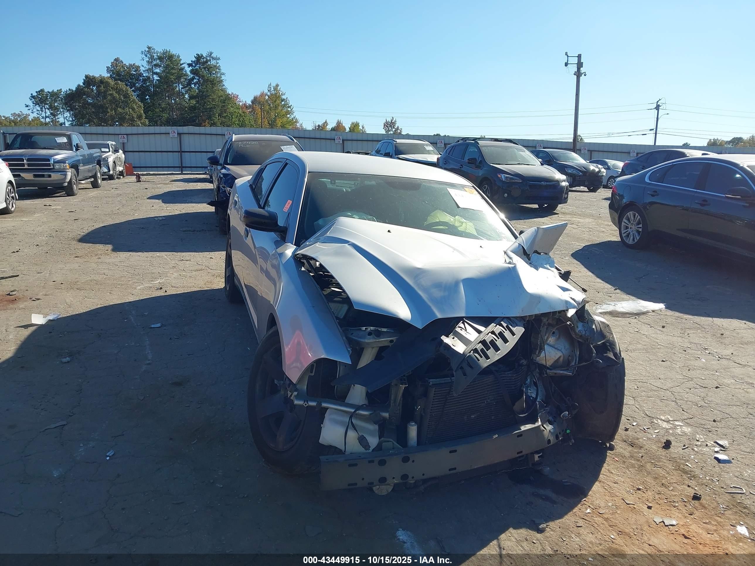 2013 Dodge Charger Police, VIN 2C3CDXAT1DH677454 — Front end