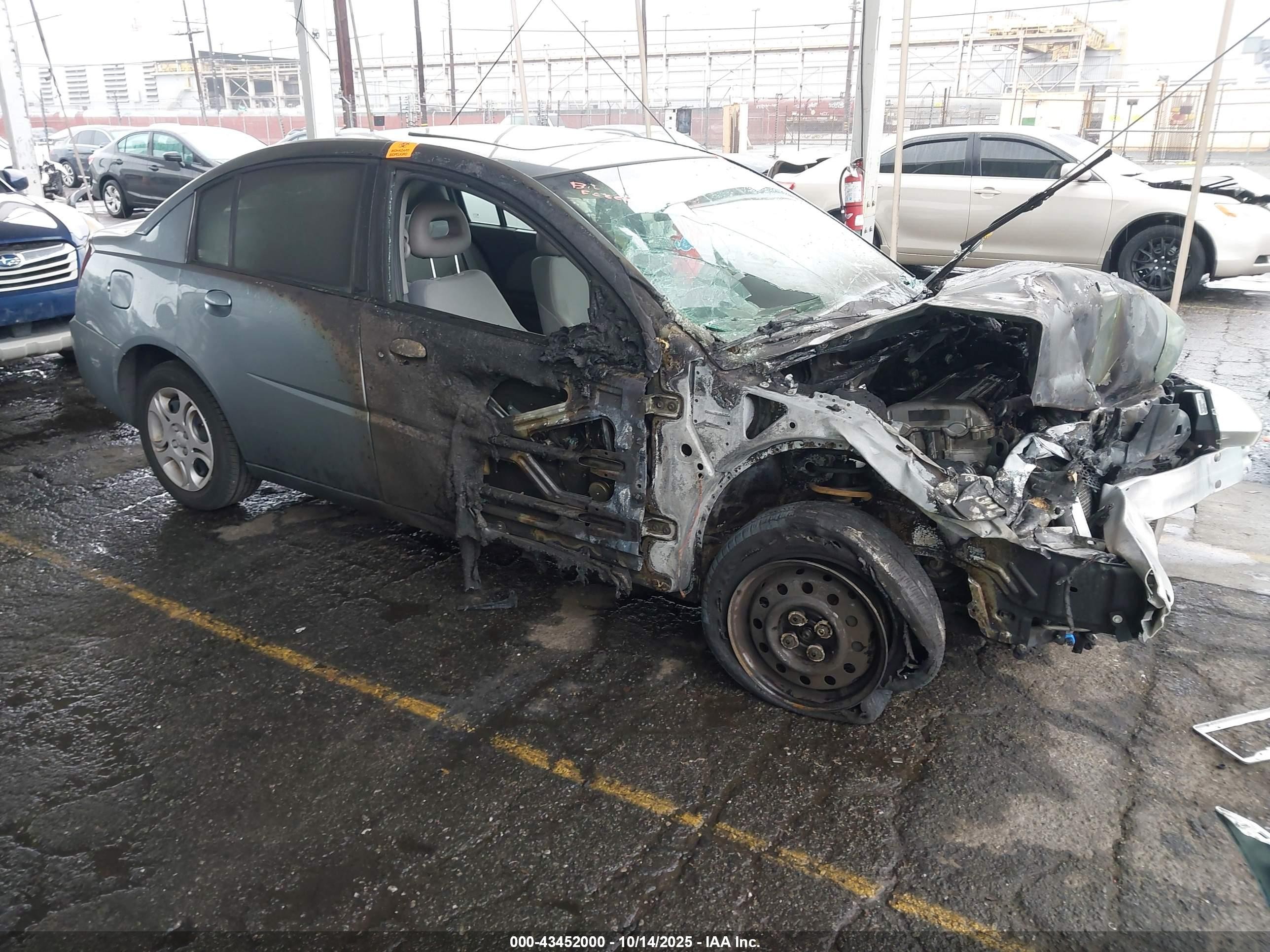 2003 Saturn ION ION 2, VIN 1G8AJ52F93Z201129 — Пожар