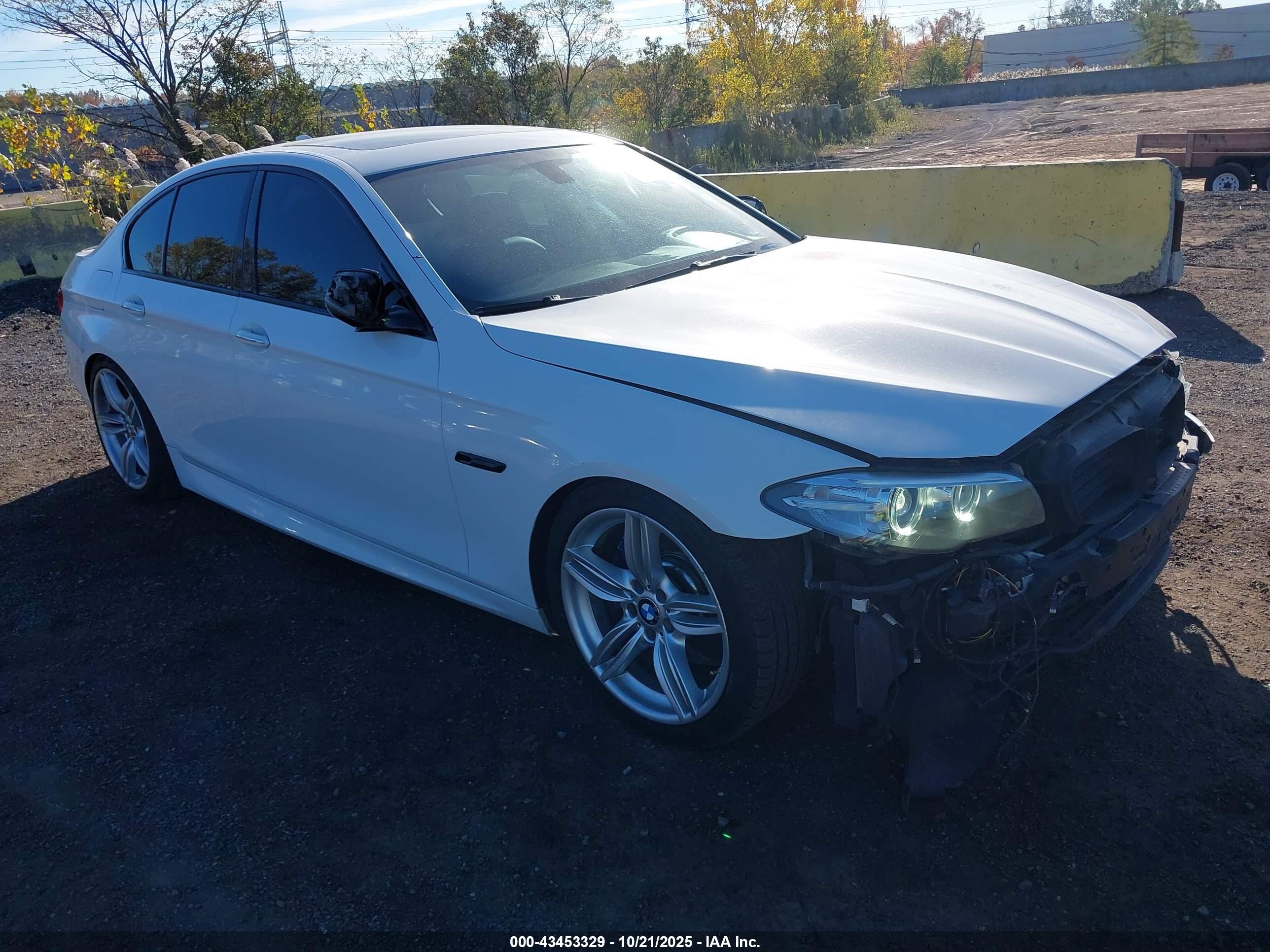 2014 BMW 5 Series 535i xDrive, VIN WBA5B3C50ED532175 — Front end