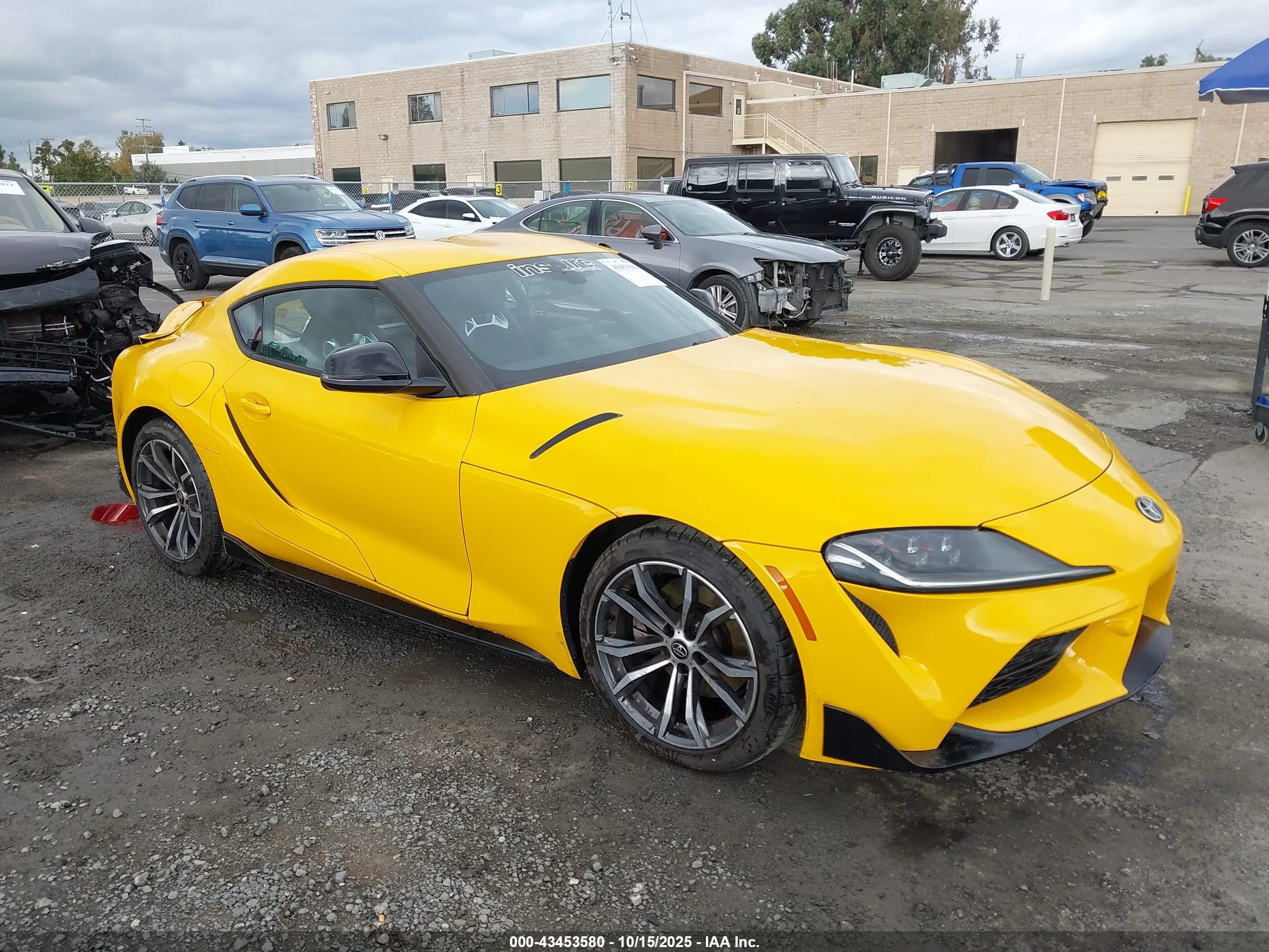 2021 Toyota Supra 2.0, VIN WZ1DB2C07MW042060 — Rear end