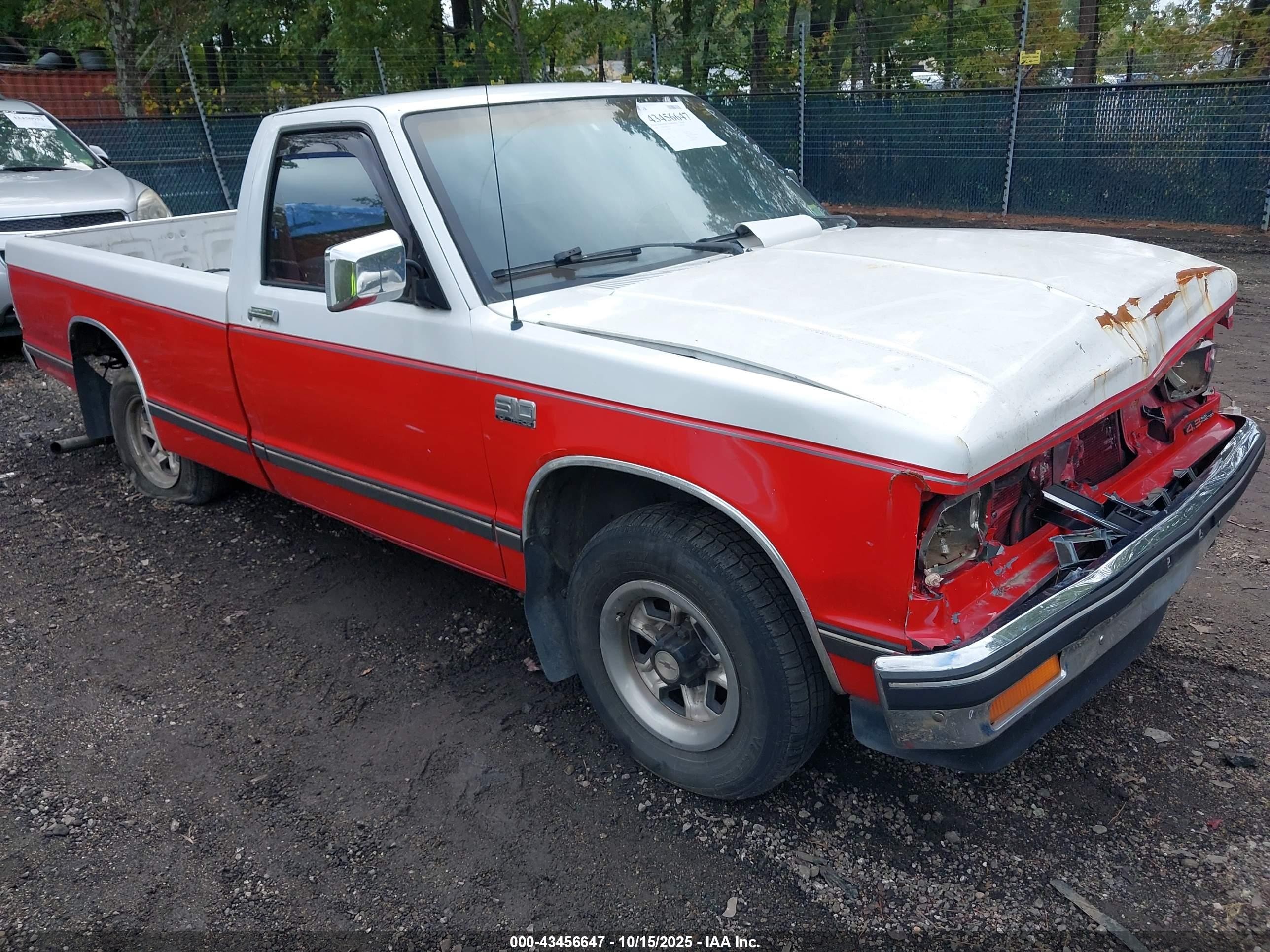1989 Chevrolet S-10, VIN 1GCCS14Z5K2258091 — All over
