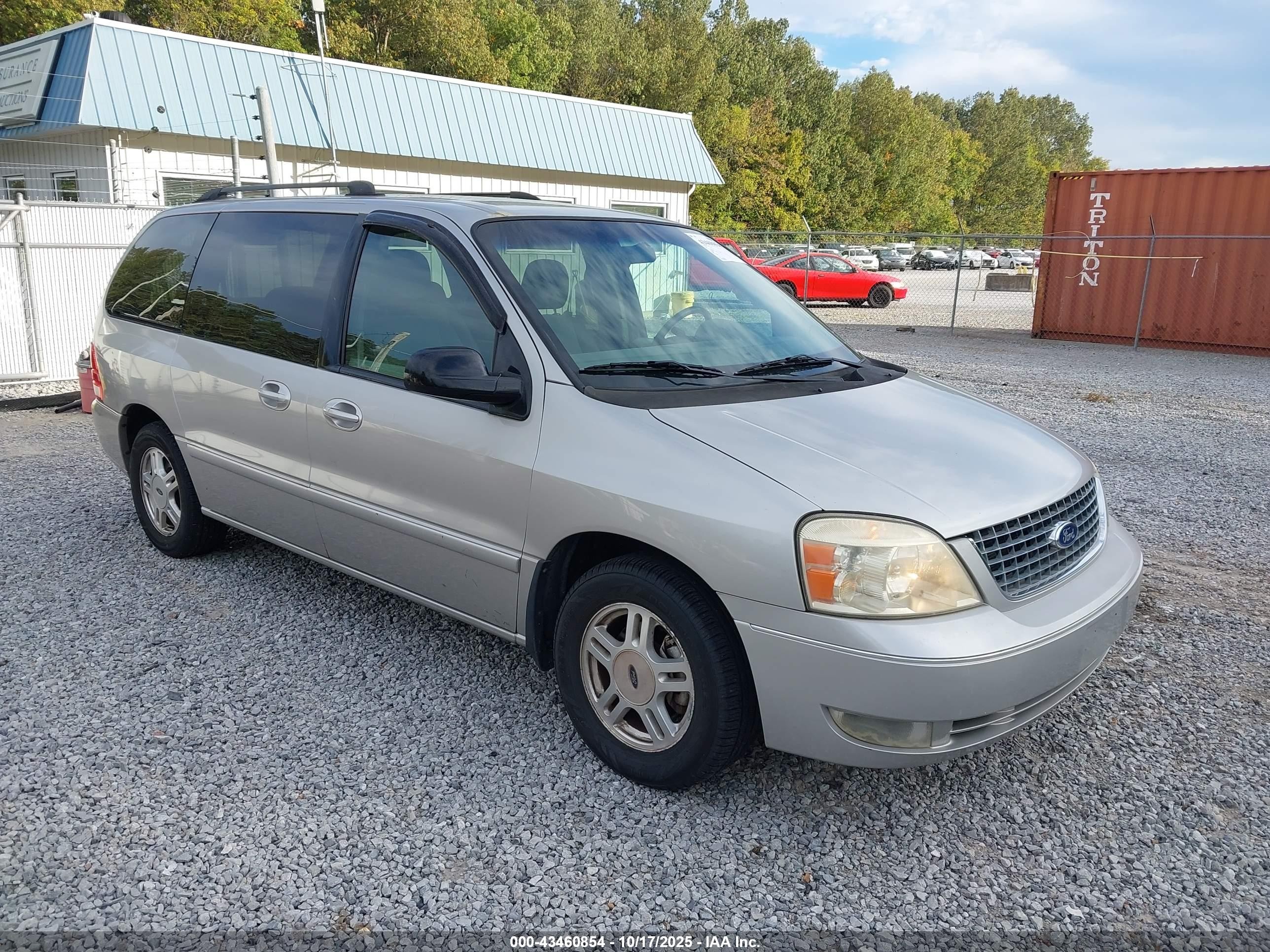 2006 Ford Freestar SEL, VIN 2FMZA52286BA56741 — Normal wear