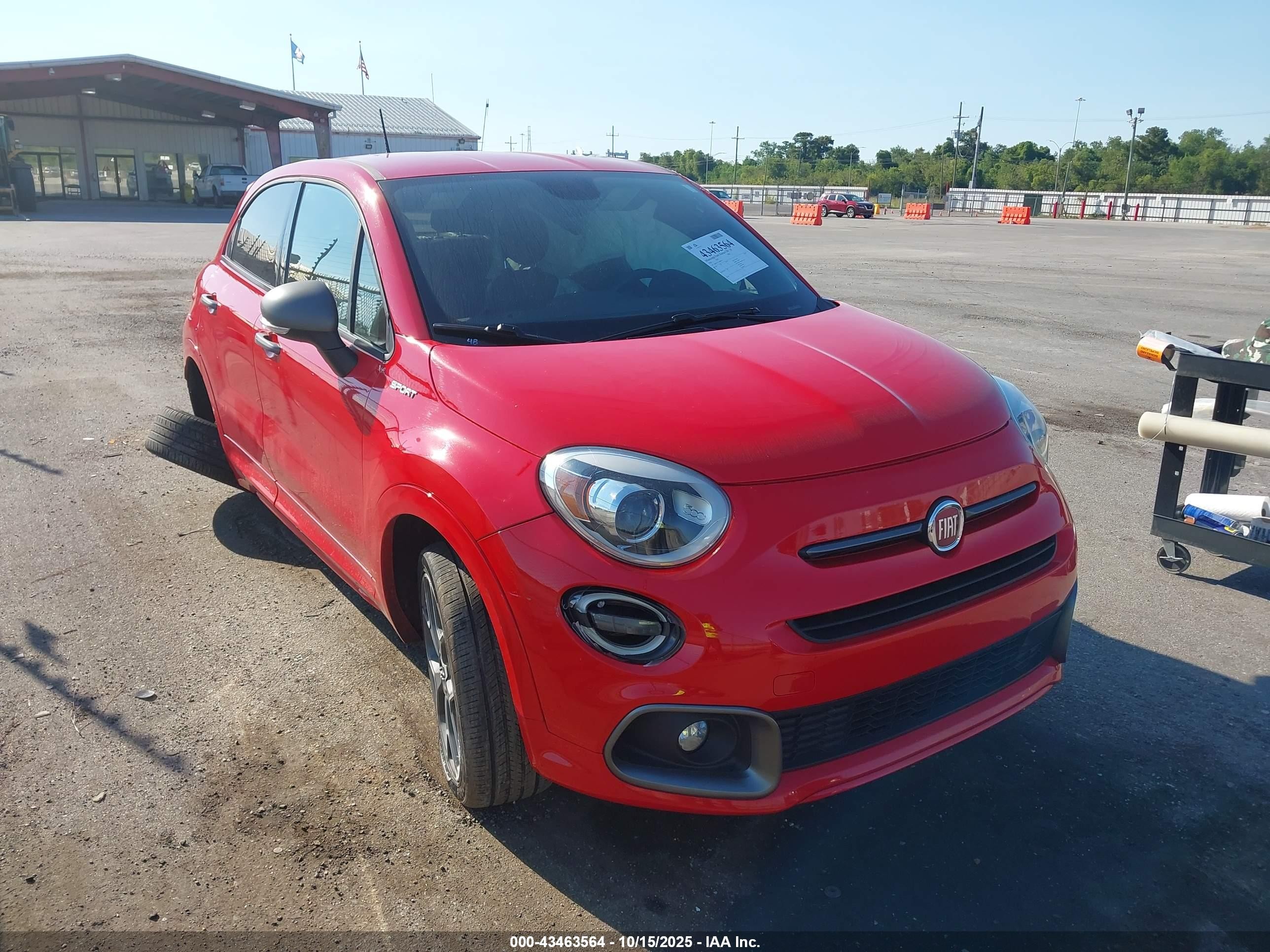 2020 FIAT 500X Sport, VIN ZFBNFYC11LP846725 — Side