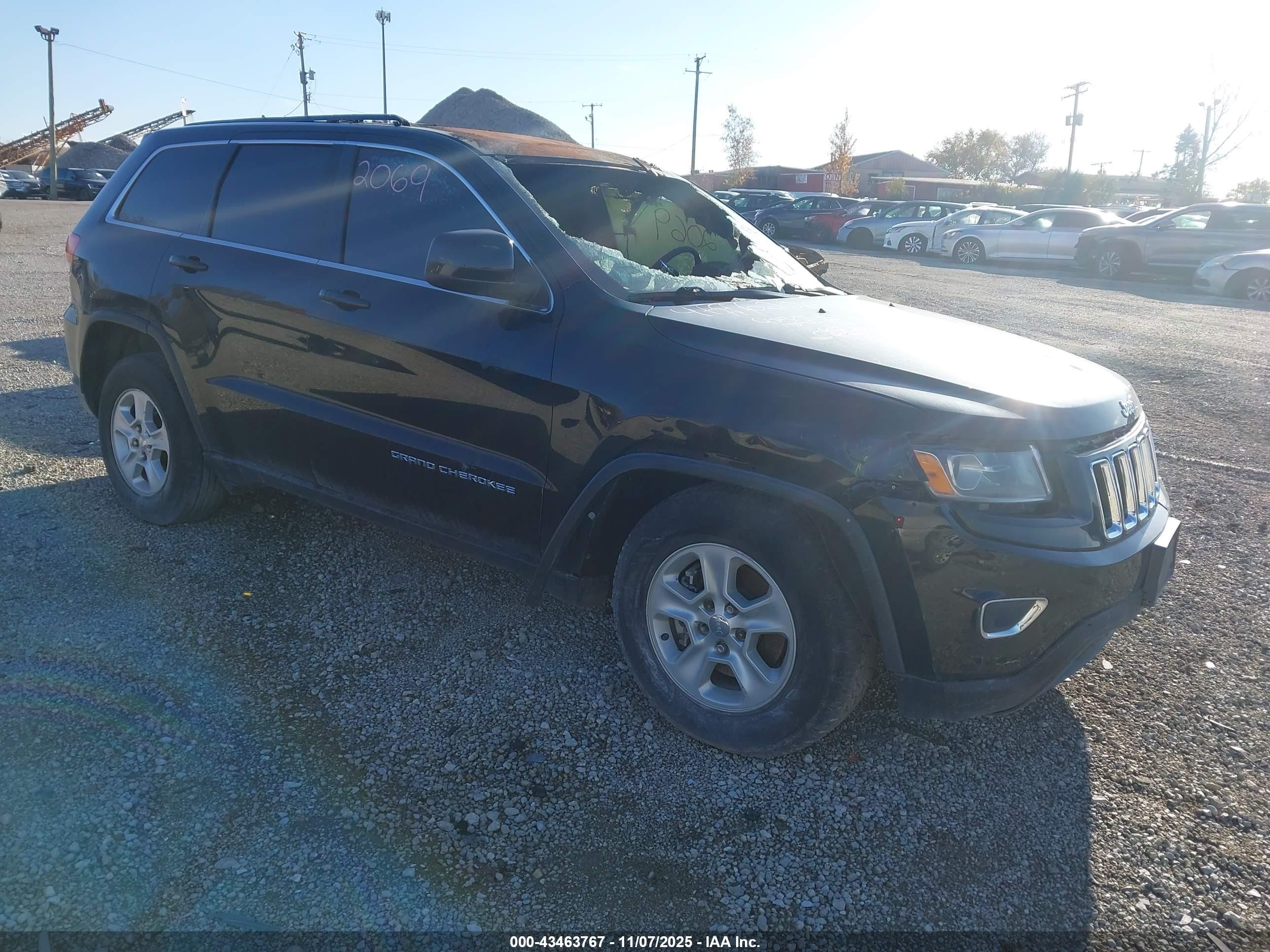 2015 Jeep Grand Cherokee Laredo, VIN 1C4RJFAGXFC919997 — Interior fire