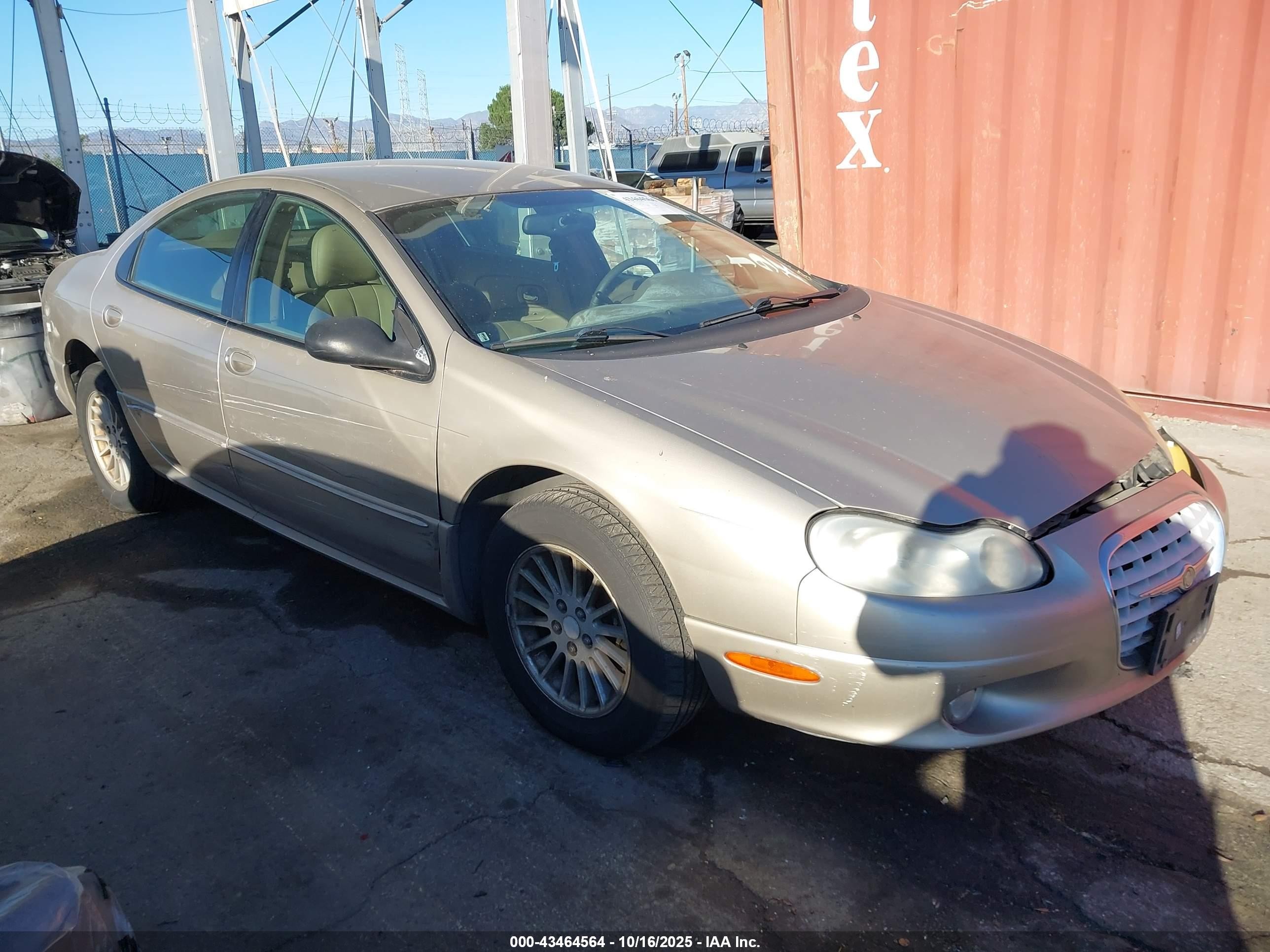 2002 Chrysler Concorde LXi, VIN 2C3HD36M82H259082 — Front end