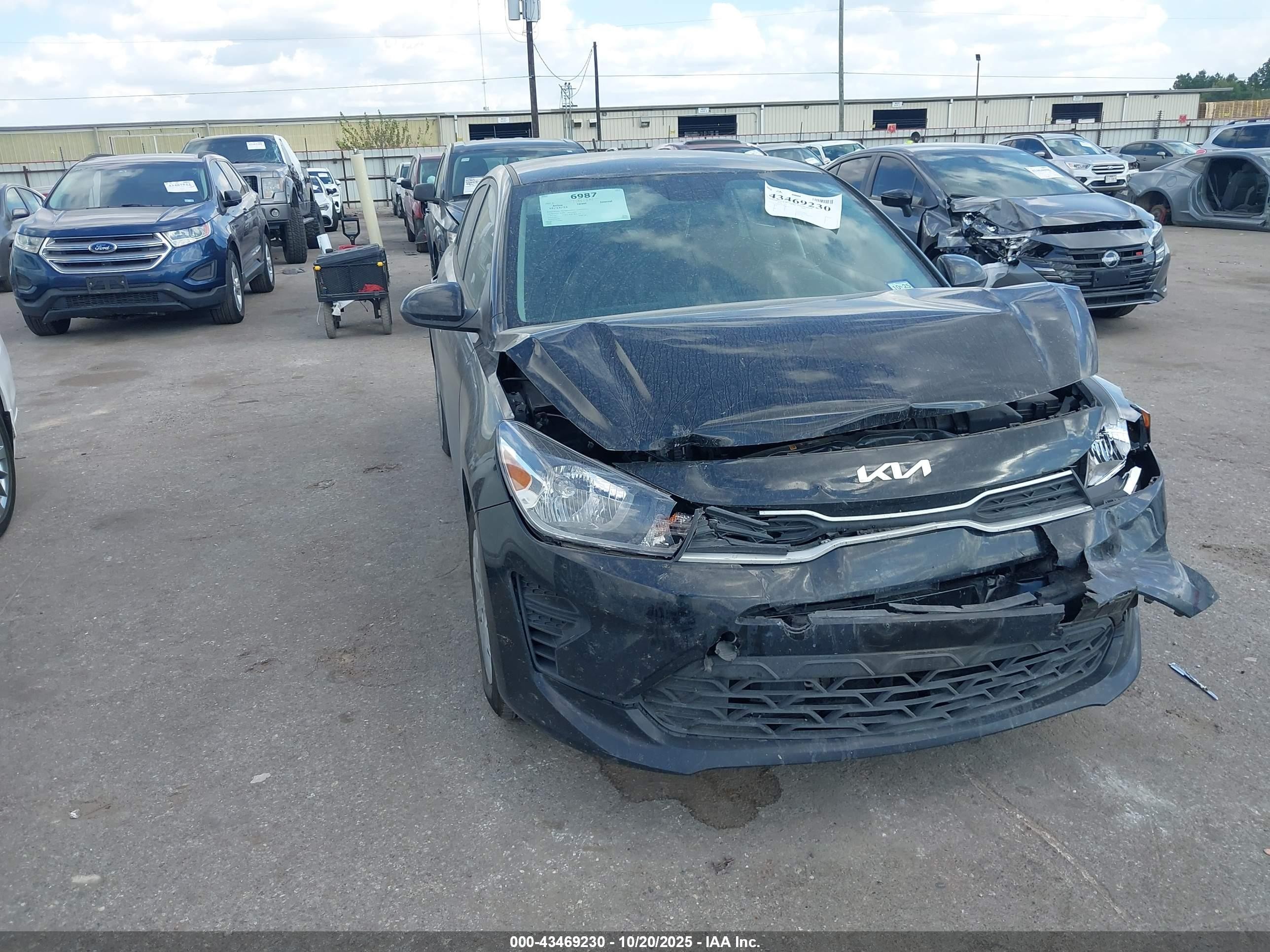 2023 Kia Rio S, VIN 3KPA24AD3PE530150 — Front end