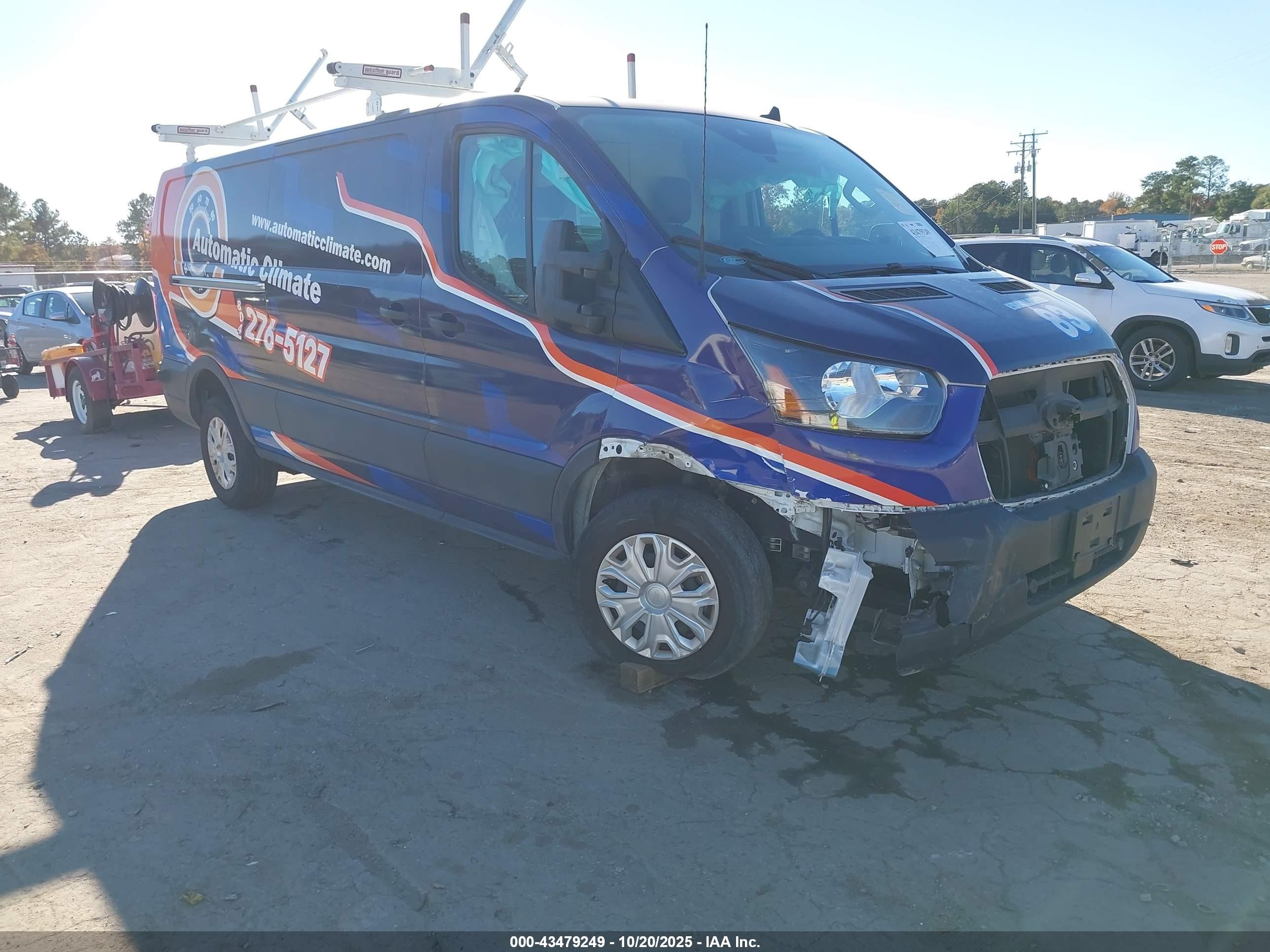 2022 Ford E-Transit Cargo, VIN 1FTBW1YK7NKA64129 — Front end