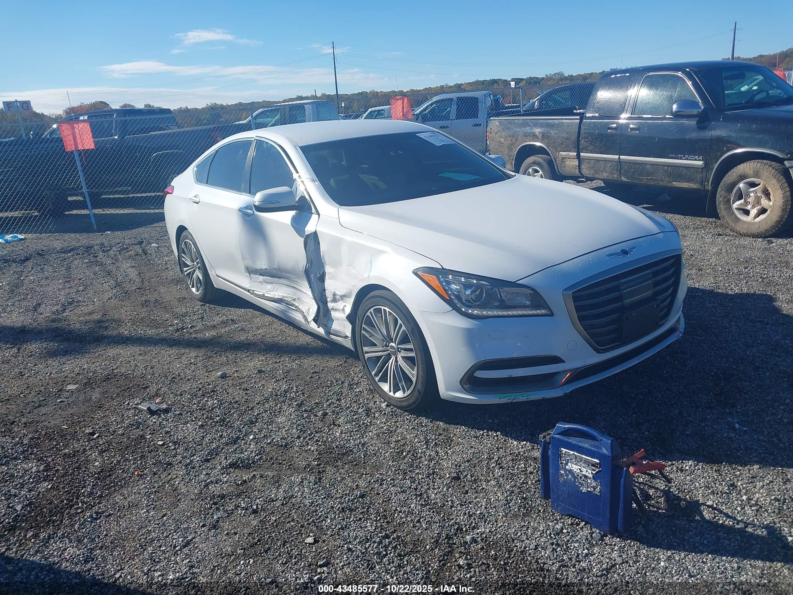 2019 Genesis G80 3.8L, VIN KMTFN4JE2KU326117 — Side