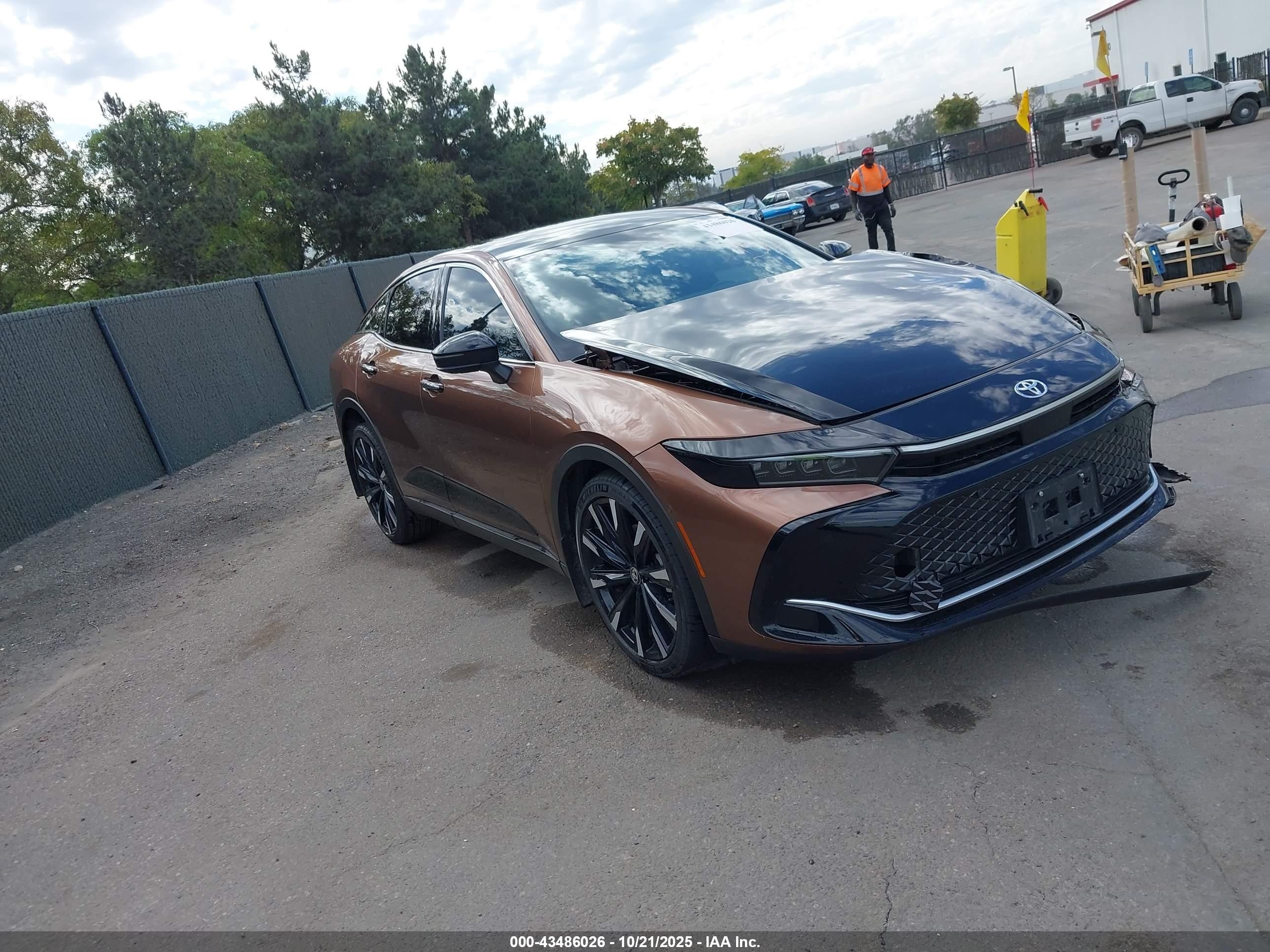 2024 Toyota Crown Platinum, VIN JTDAFAAFXR3008064 — Front end