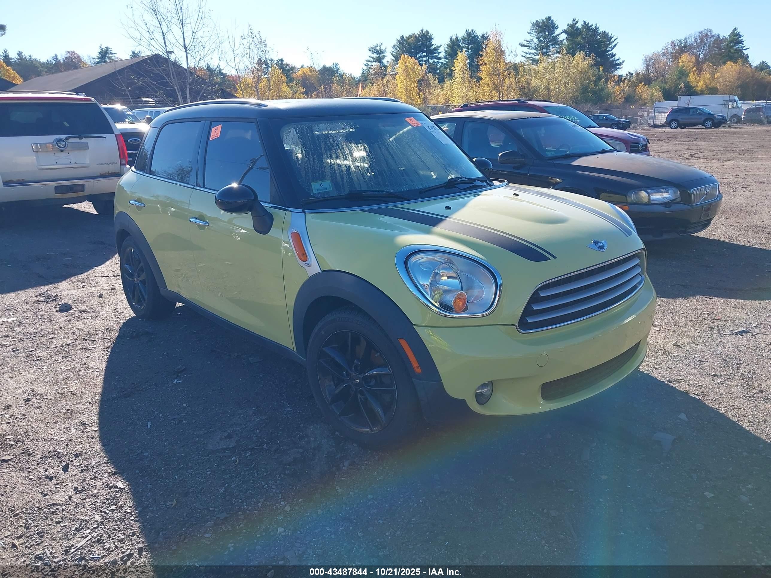 2012 MINI Countryman, VIN WMWZB3C51CWM05261 — Biohazard / chemical