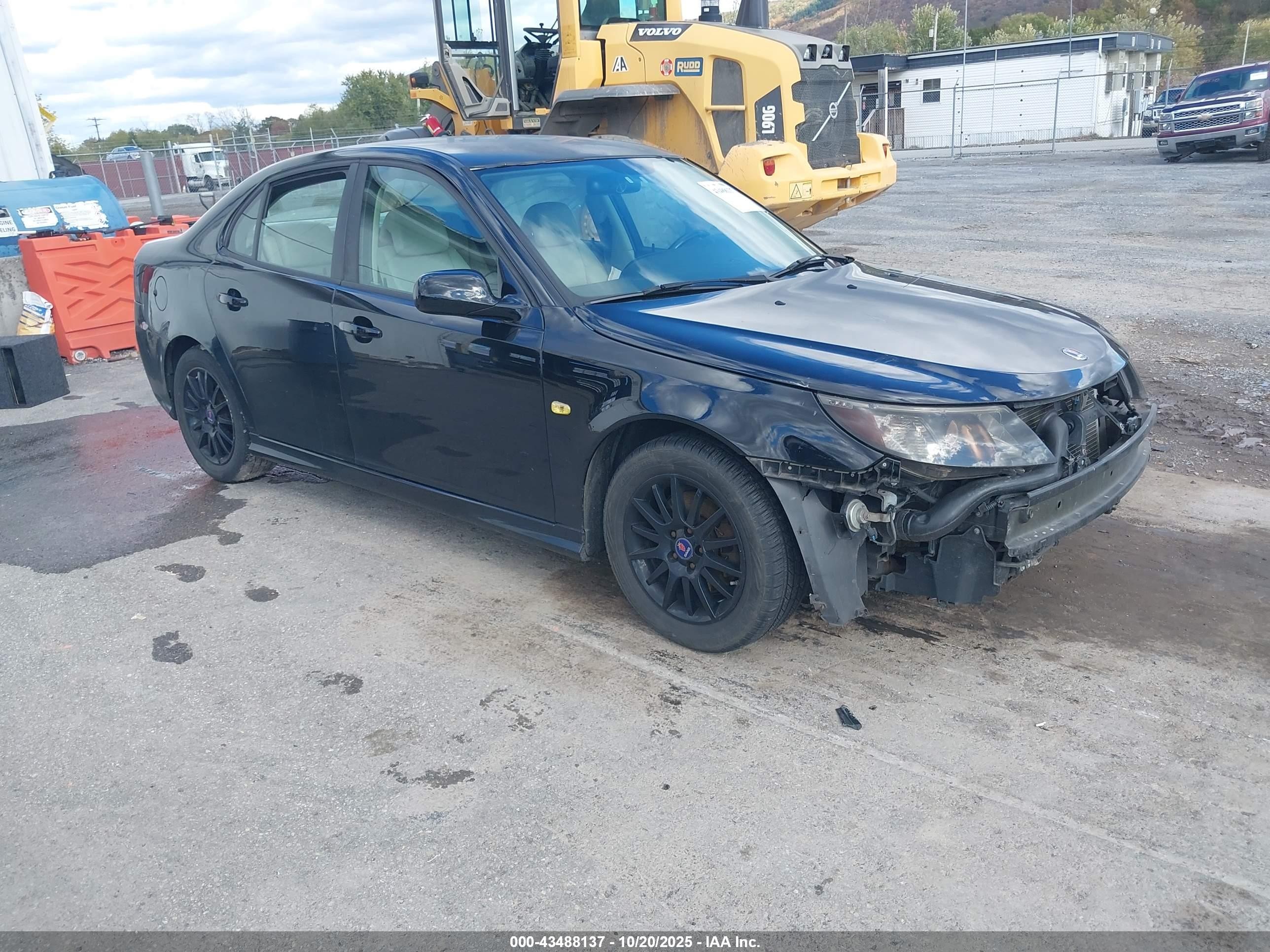 2010 Saab 9-3, VIN YS3FA4MY4A1609370 — Перед