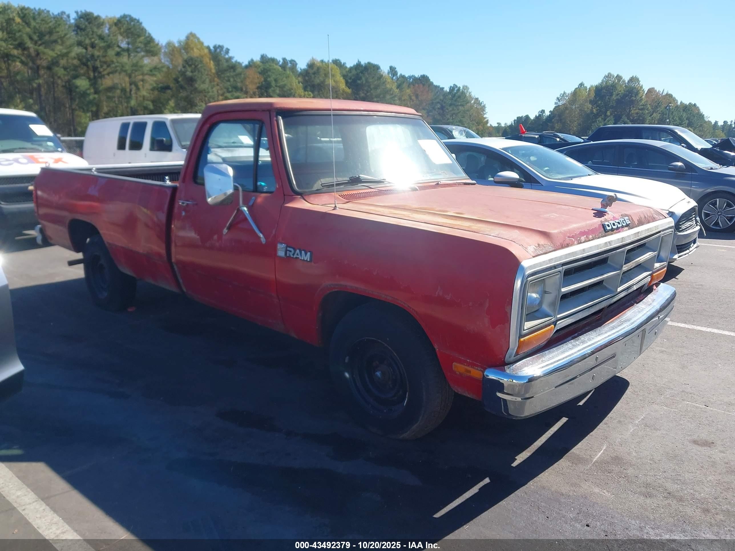 1987 Dodge D Series, VIN 1B7FD04T4HS524500 — Обычный износ