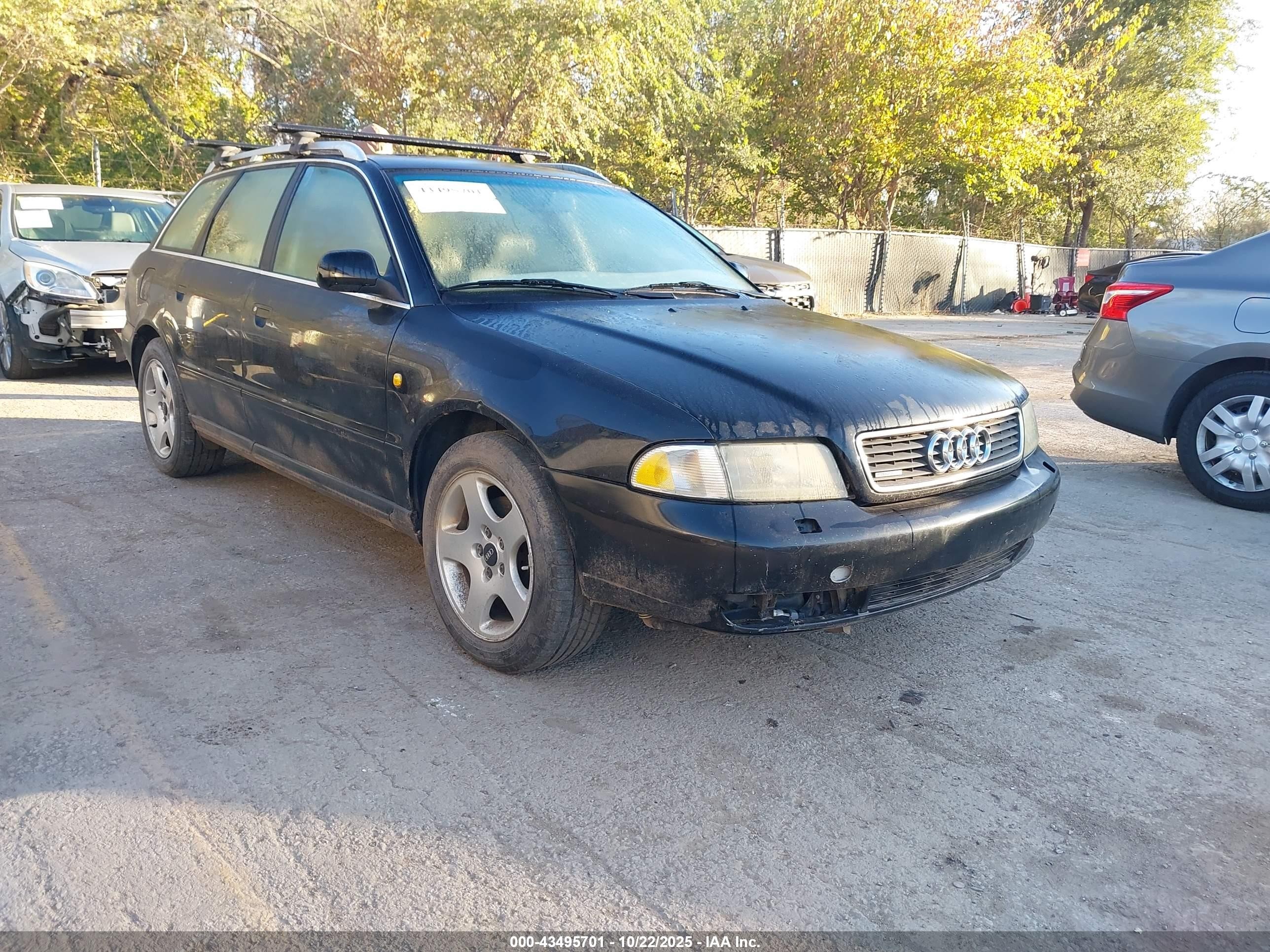 1998 Audi A4, VIN WAUGD68D4WA096454 — Перед