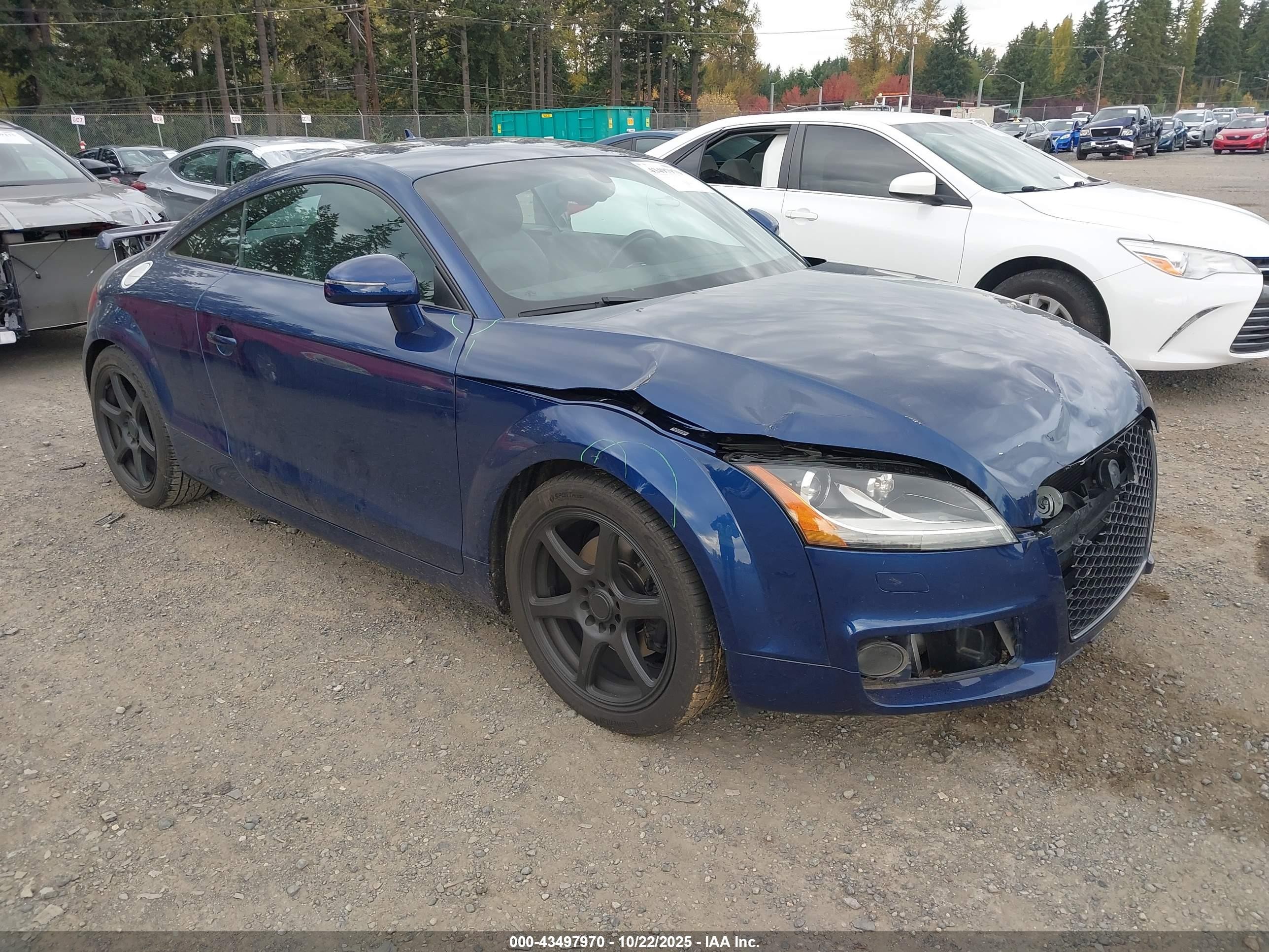 2011 Audi TT Premium Plus, VIN TRUBFAFKXB1012326 — Перед