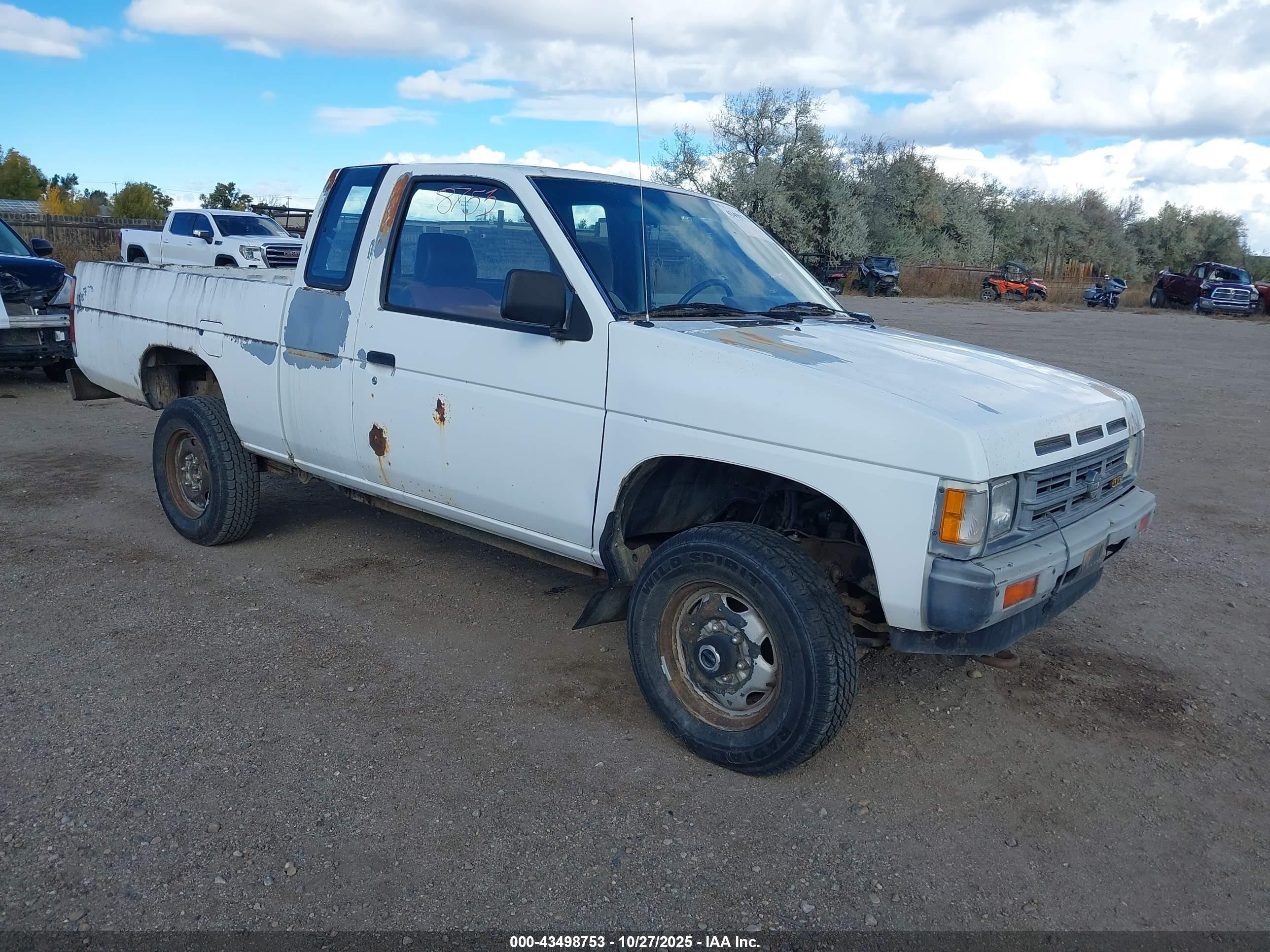 1990 Nissan Frontier XE, VIN 1N6SD16YXLC342071 — Normal wear