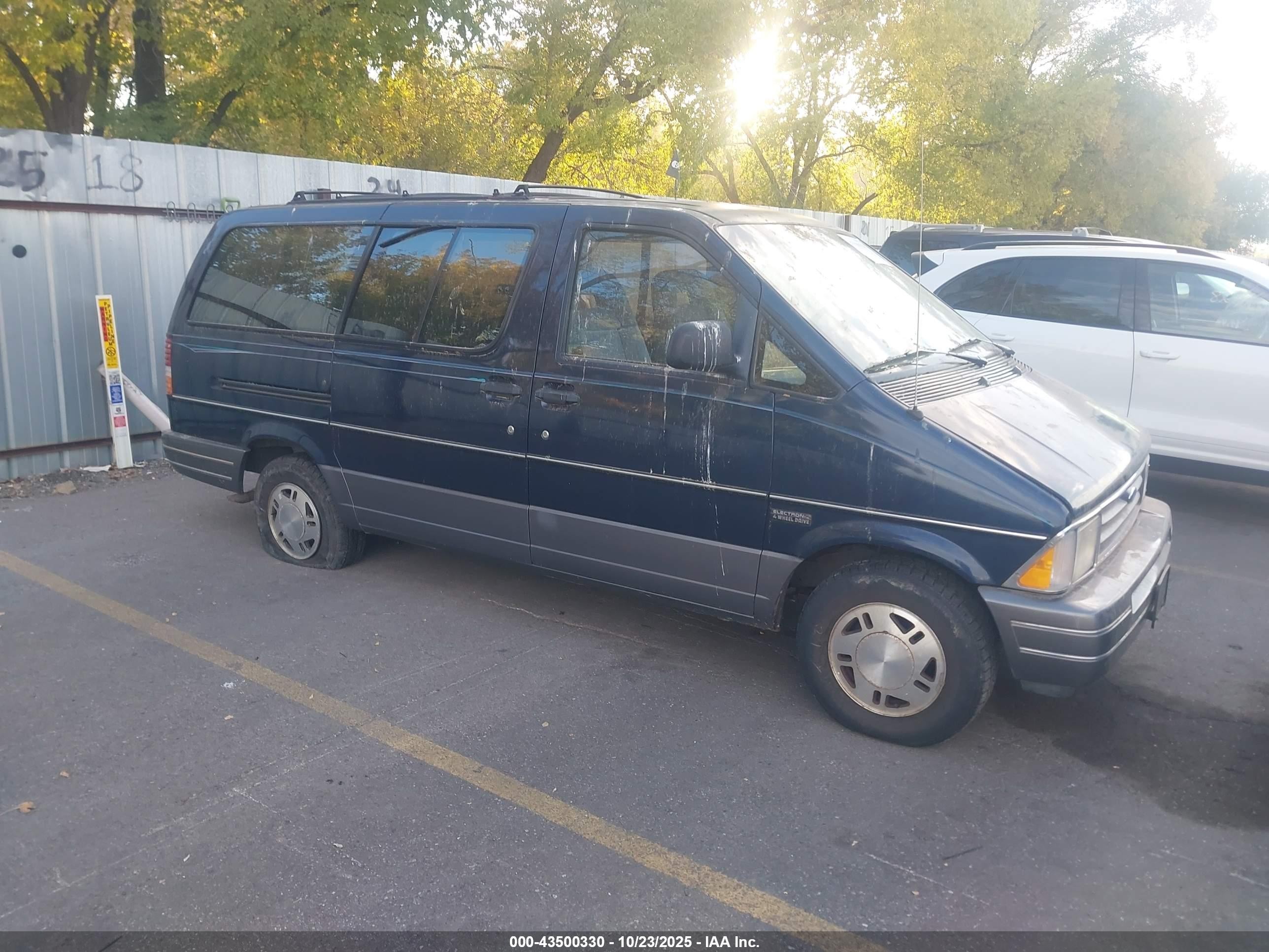 1993 Ford Aerostar Eddie Bauer, VIN 1FMDA41X3PZC87904 — All over