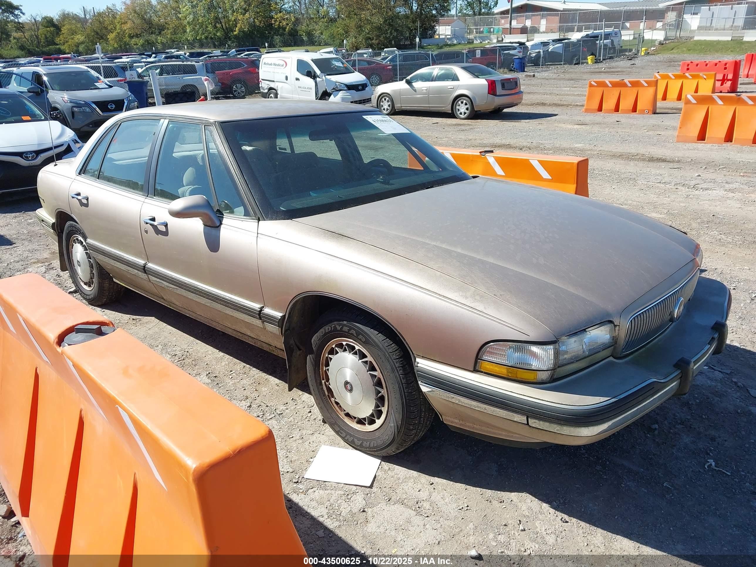 1992 Buick LeSabre Ltd, VIN 1G4HR53L8NH537750 — Перед