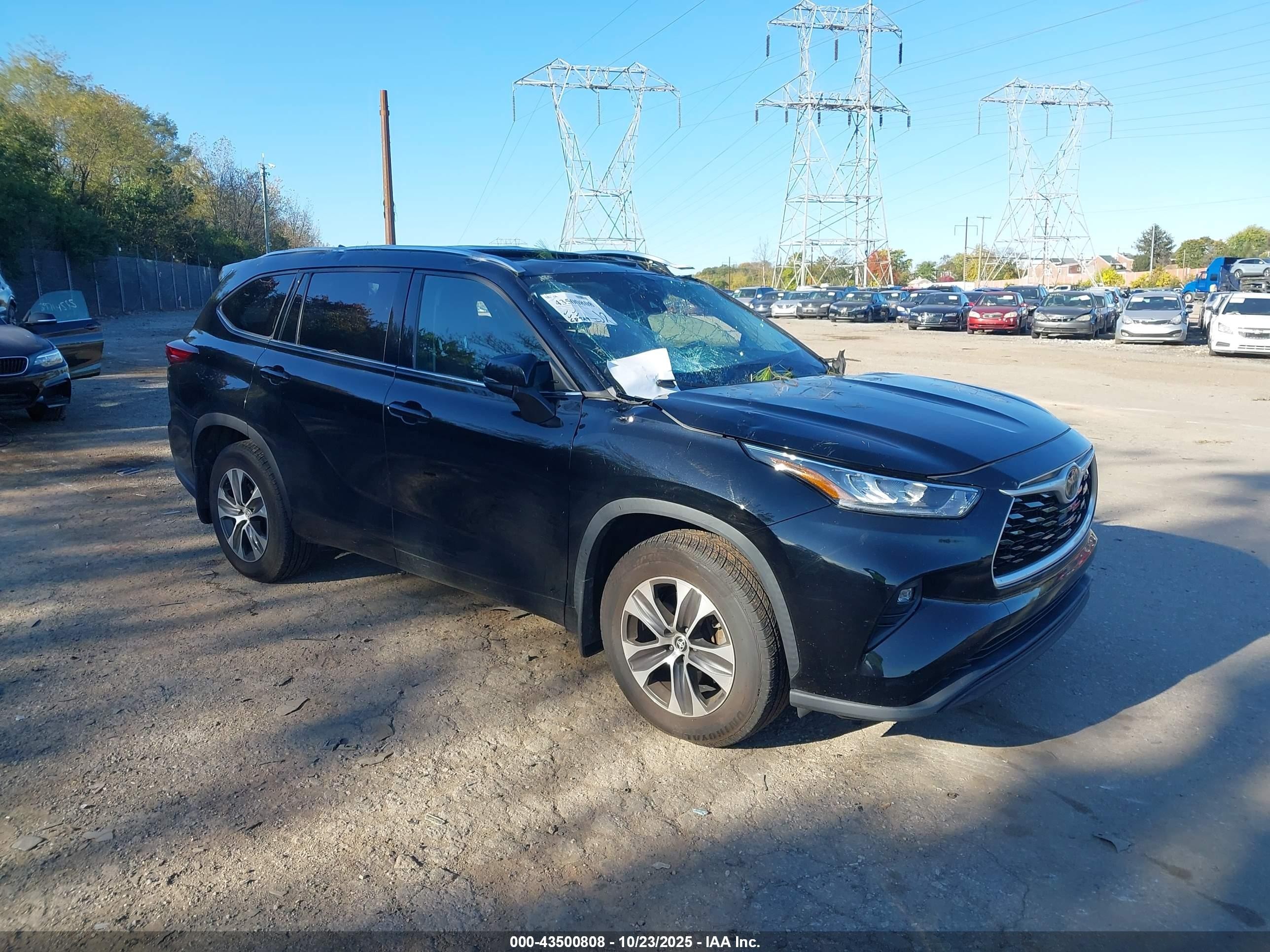 2020 Toyota Highlander XLE, VIN 5TDGZRBH4LS508176 — Roof