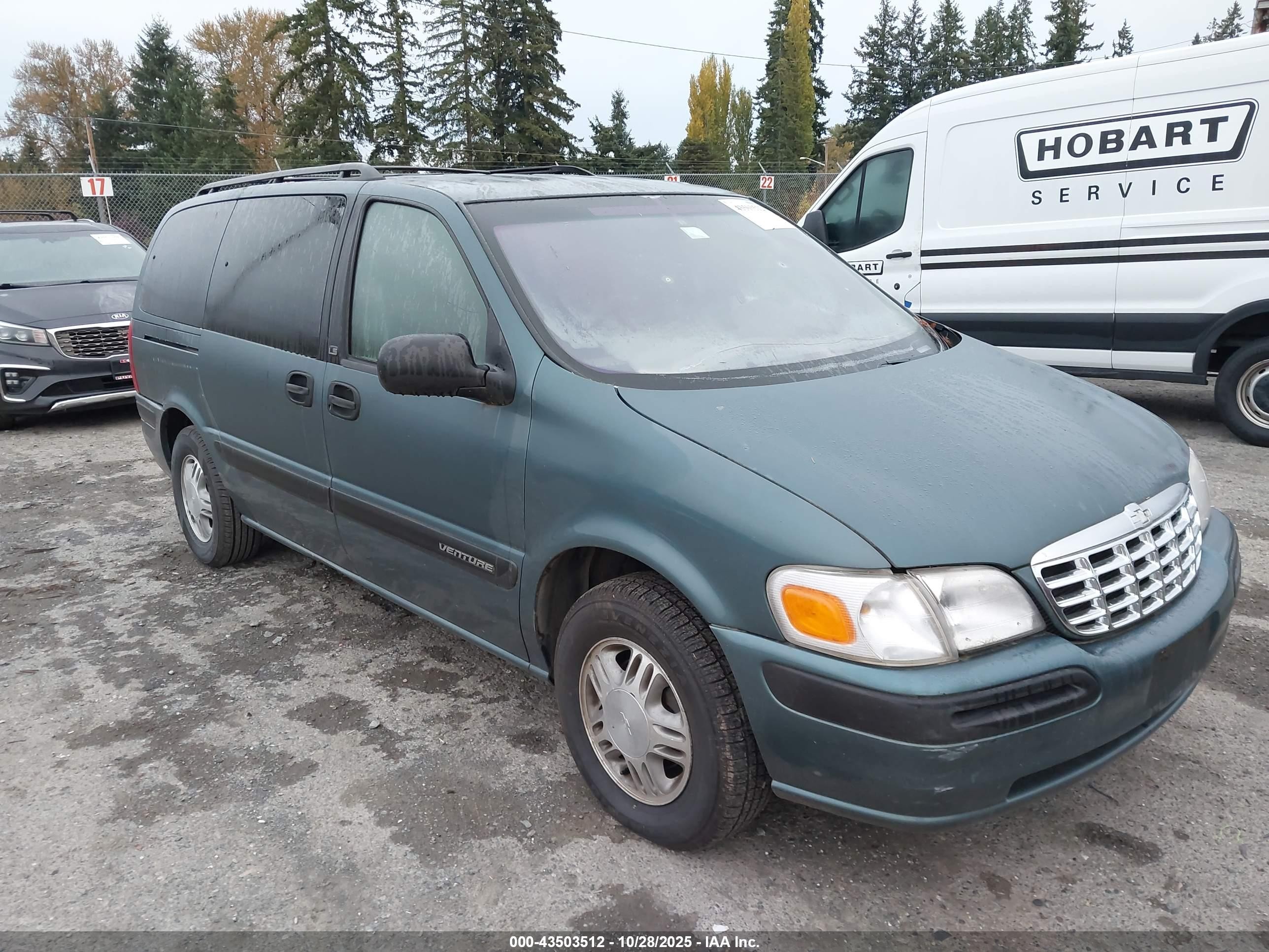 1998 Chevrolet Venture, VIN 1GNDX03E5WD122415 — Rear end