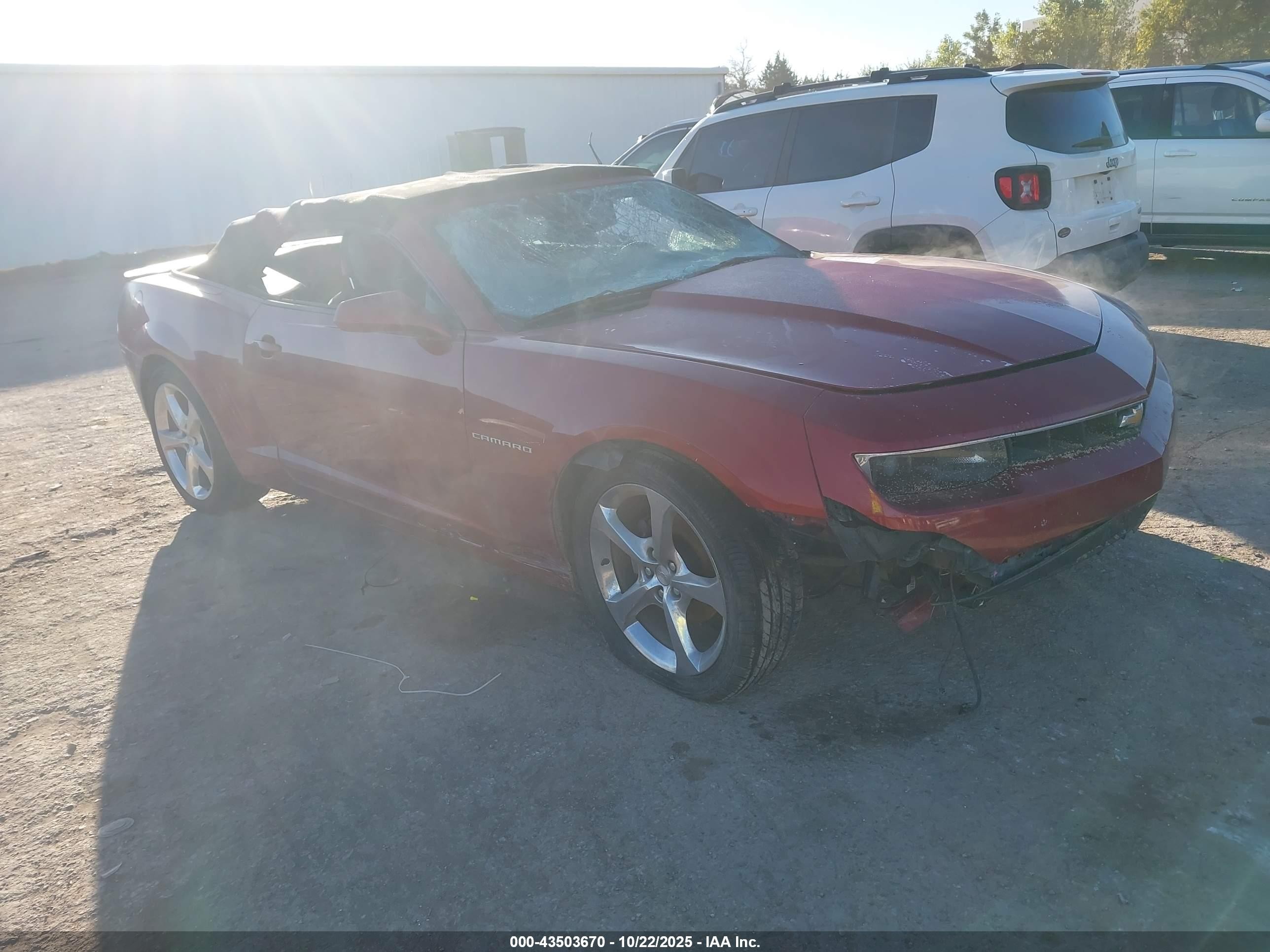 2015 Chevrolet Camaro LT, VIN 2G1FF3D31F9295132 — Front end